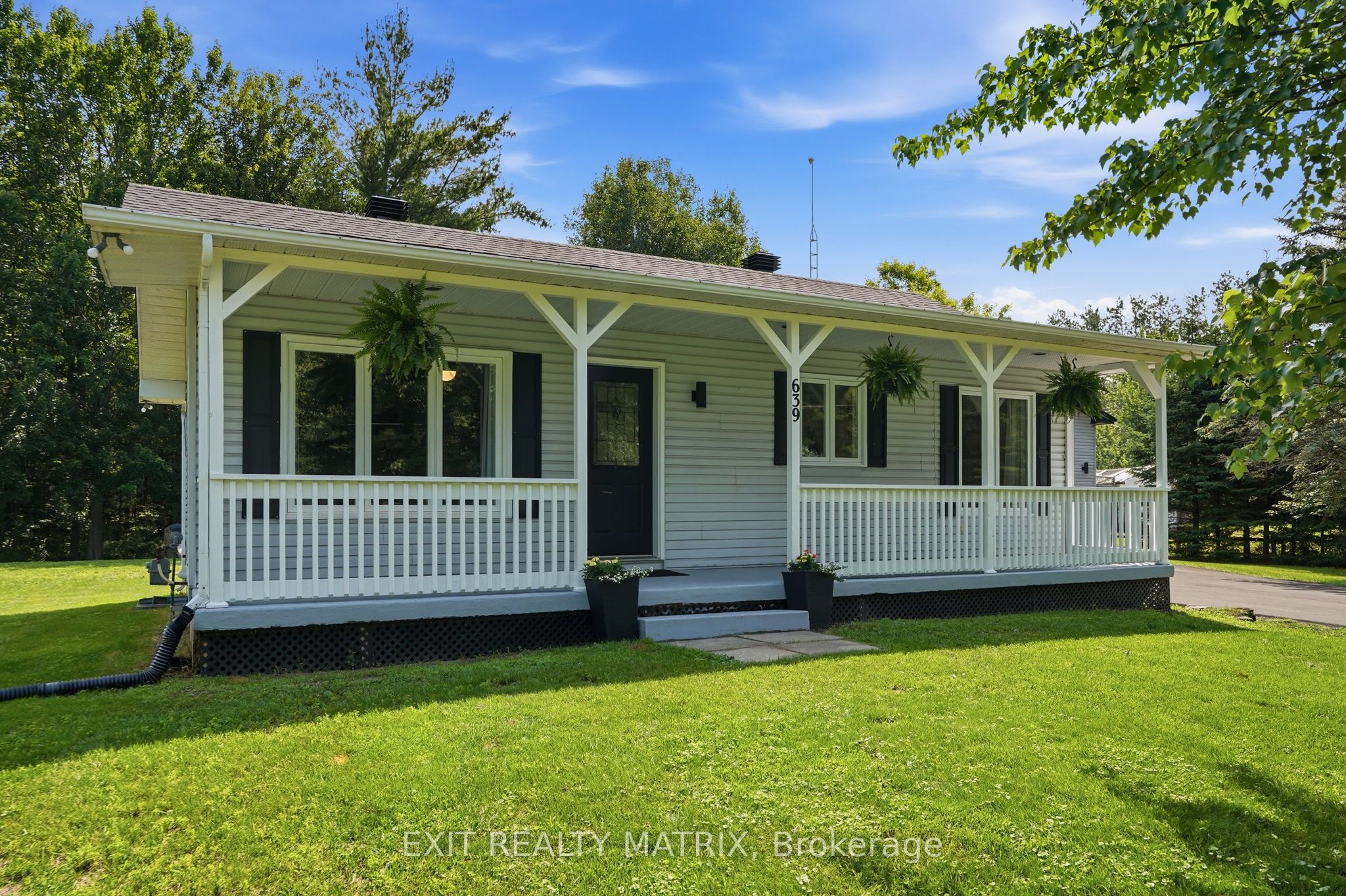 639 Boundary Road, Alfred and Plantagenet, ON K0B 1A0 photo 2