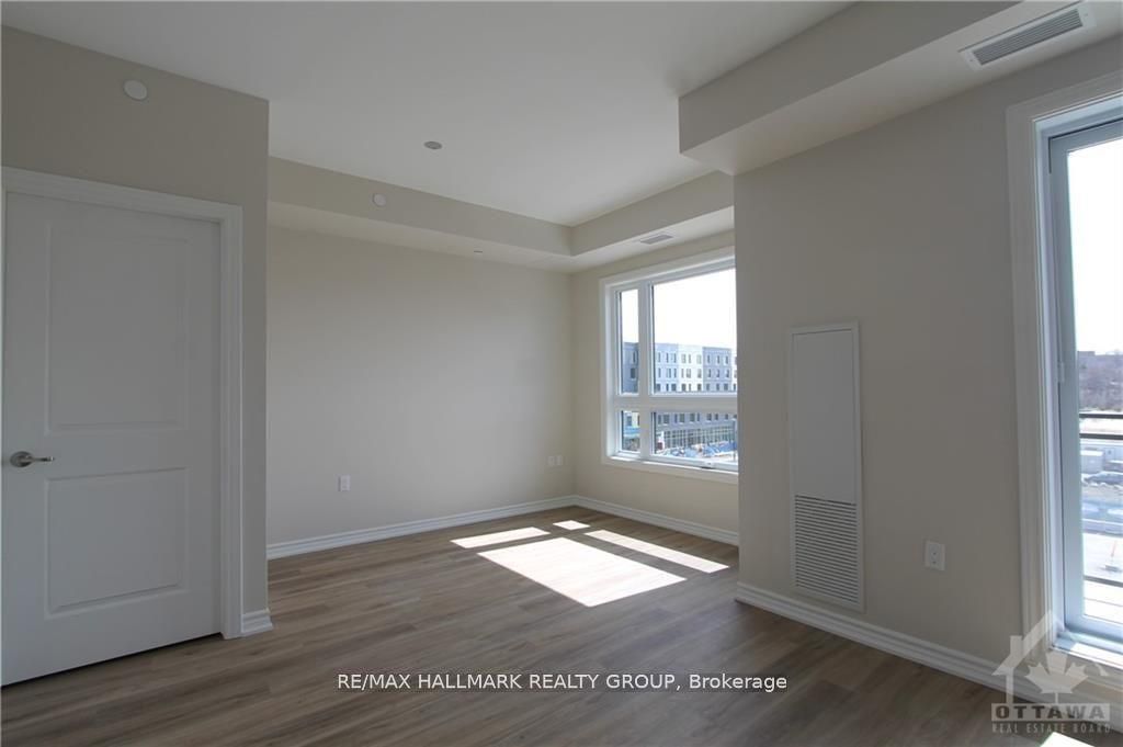 1350 Hemlock Road 412, Manor Park - Cardinal Glen and Area, ON K1K 5C2 photo 3