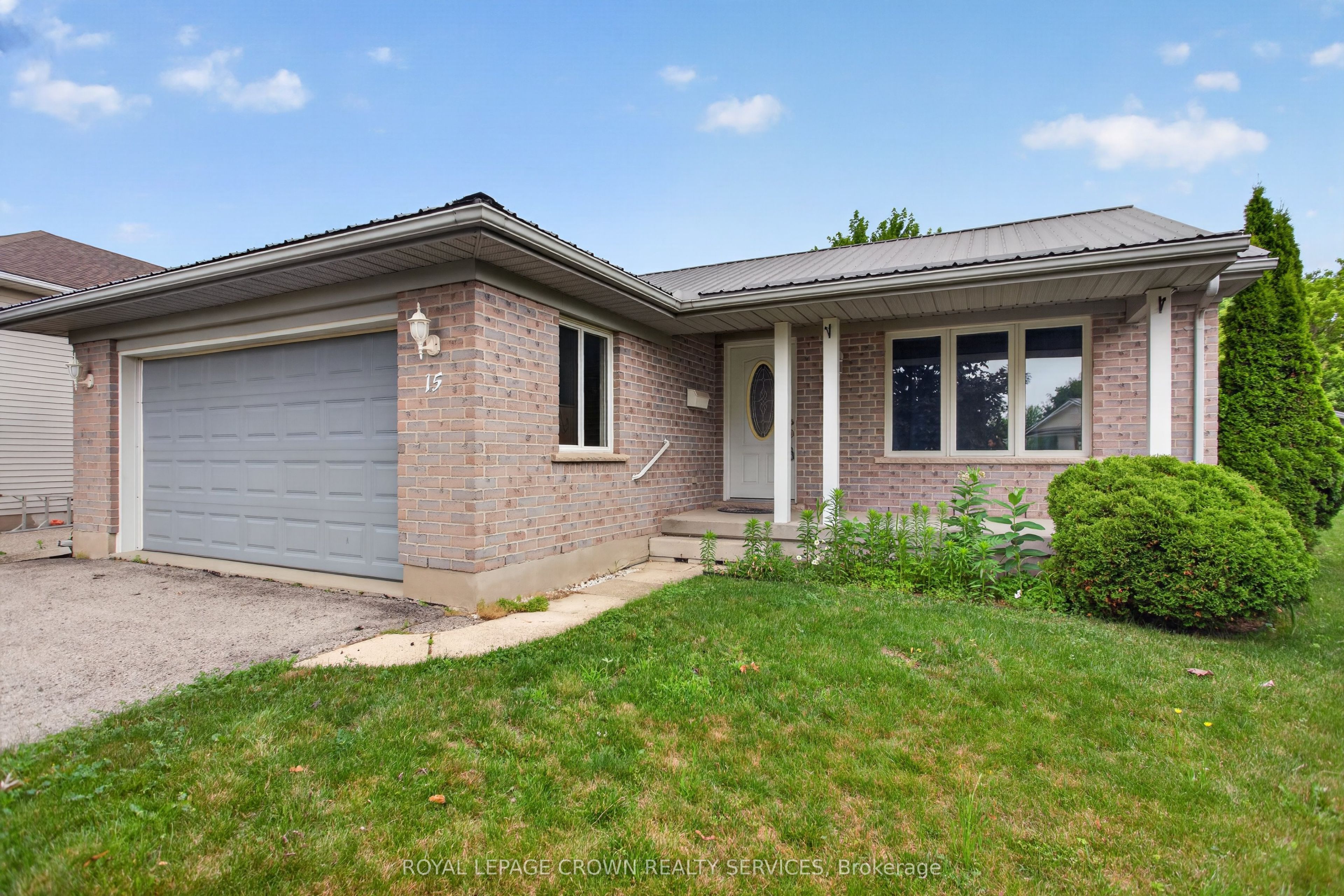 15 Erin Court, Aylmer, ON N5H 3G6