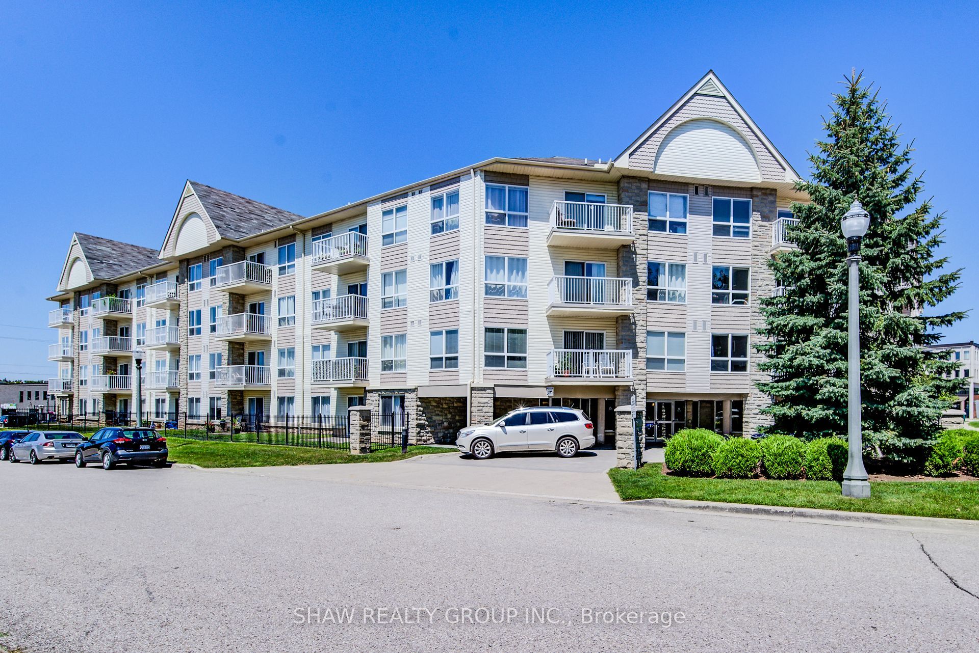 8 Harris Street 104, Cambridge, ON N1R 8R1 photo 4