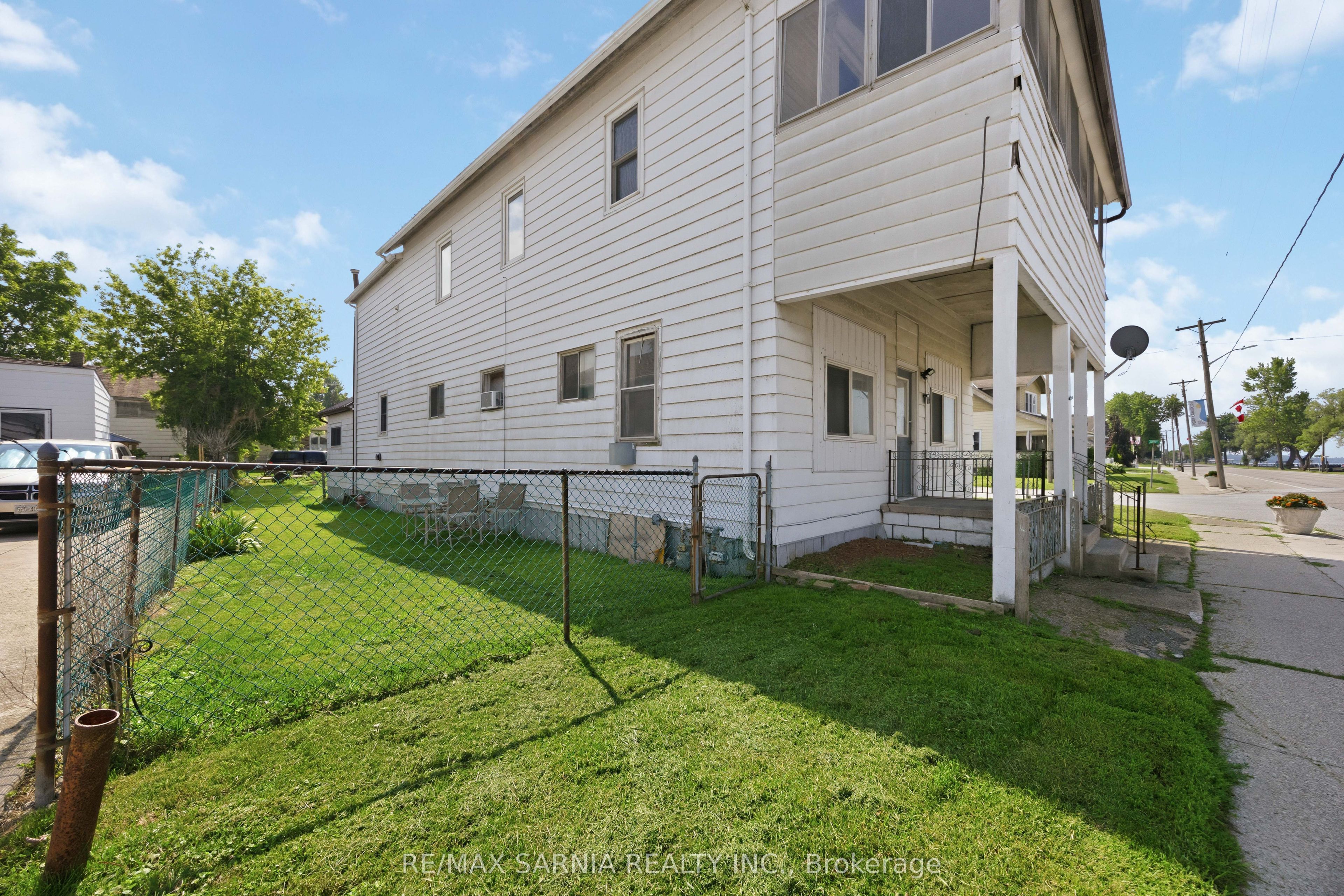 4364 St. Clair Parkway, St. Clair, ON N0P 2B0 photo 4