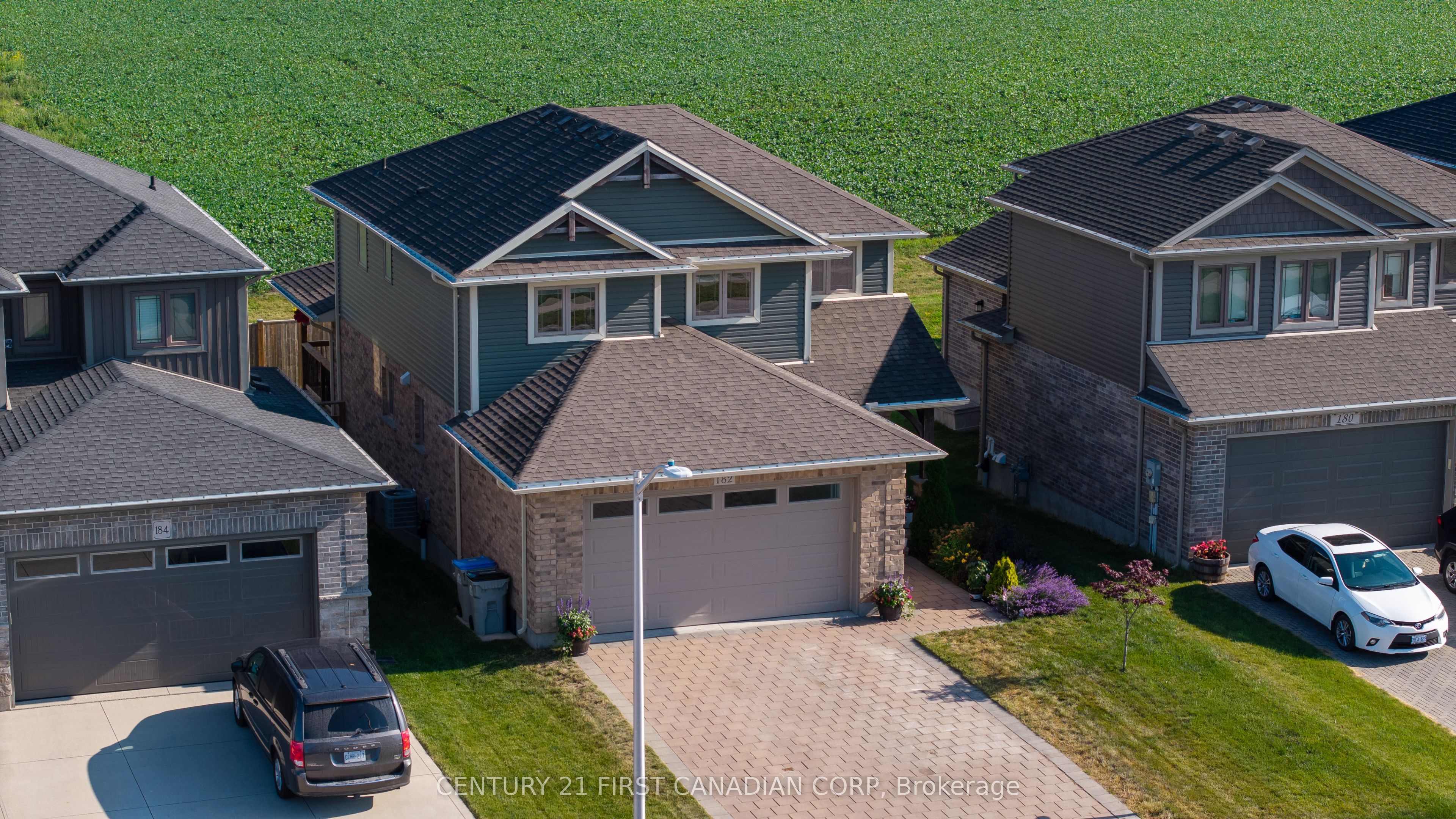 182 Gilmour Drive, Lucan Biddulph, ON N0M 2J0 photo 3