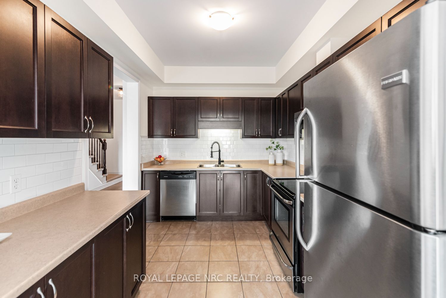 45 Seabreeze Crescent 22, Hamilton, ON L8E 0G1 photo 5