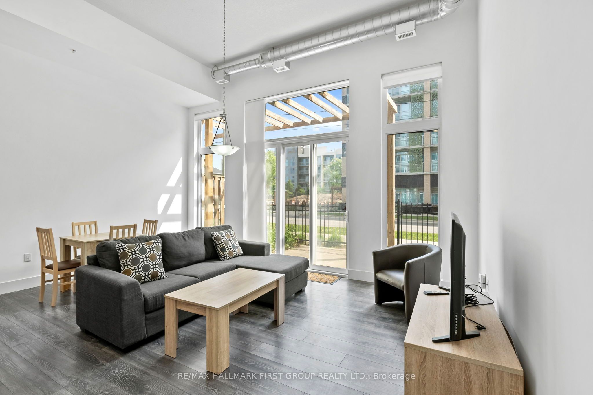 253 Albert Street 105, Waterloo, ON N1L 3T7 photo 4