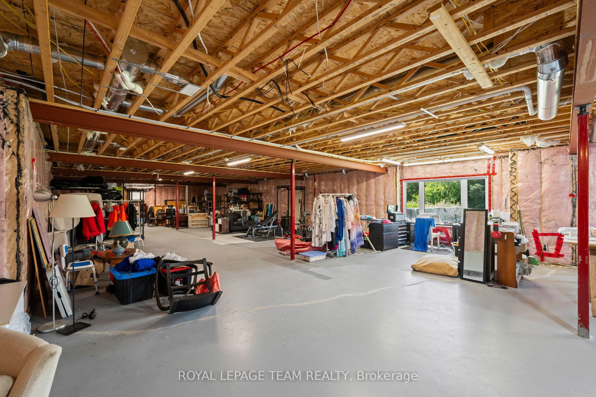 145 Barrdon Road, Carp - Huntley Ward, ON K0A 1L0 photo 2