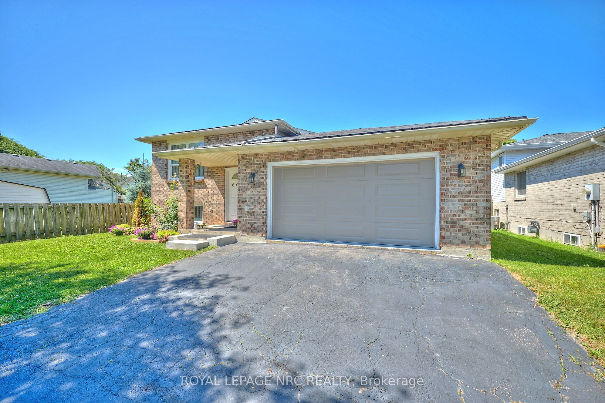 6090 Crimson Drive, Niagara Falls, ON L2G 7S5 photo 2