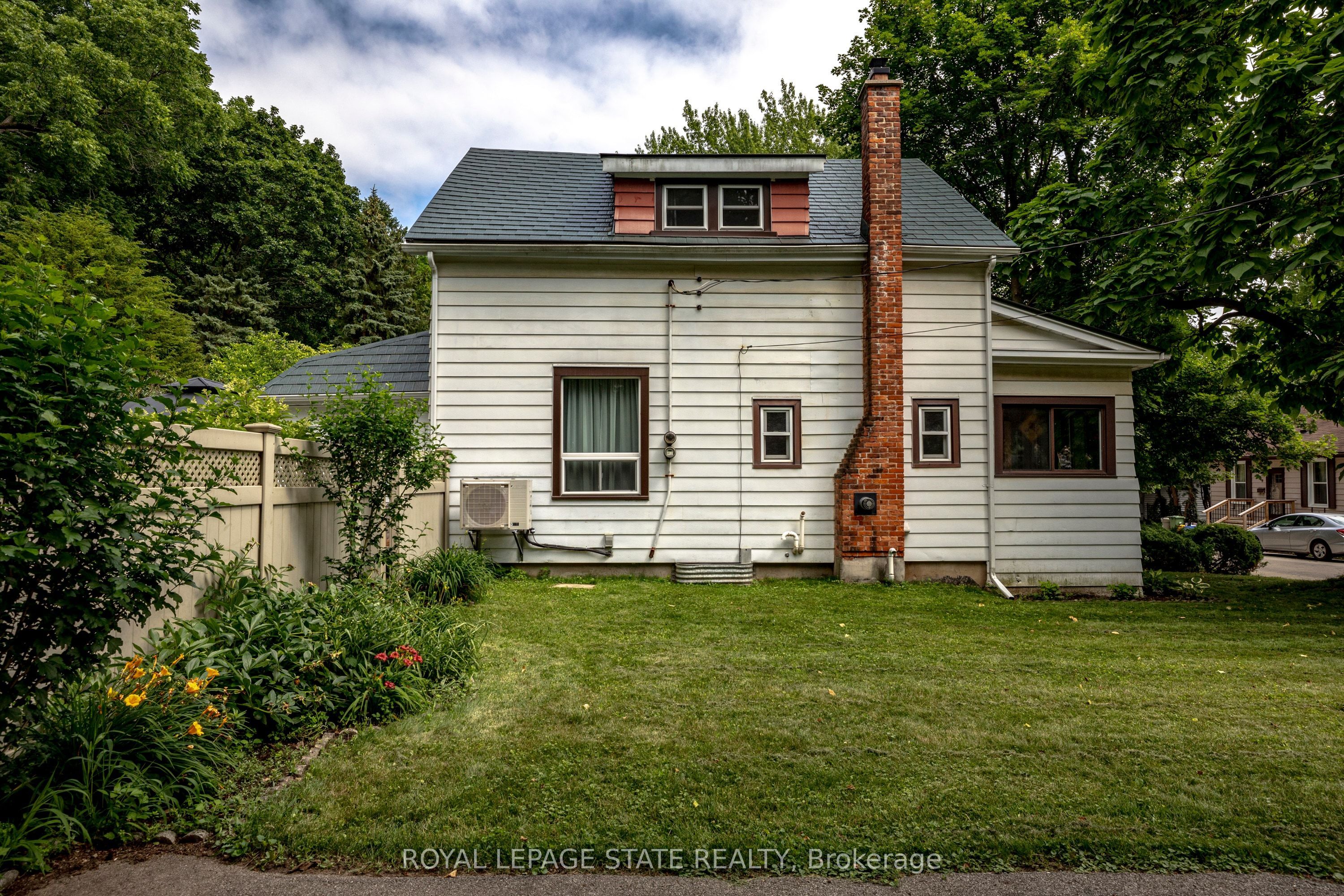 47 Witherspoon Street, Hamilton, ON L9H 2C4 photo 3