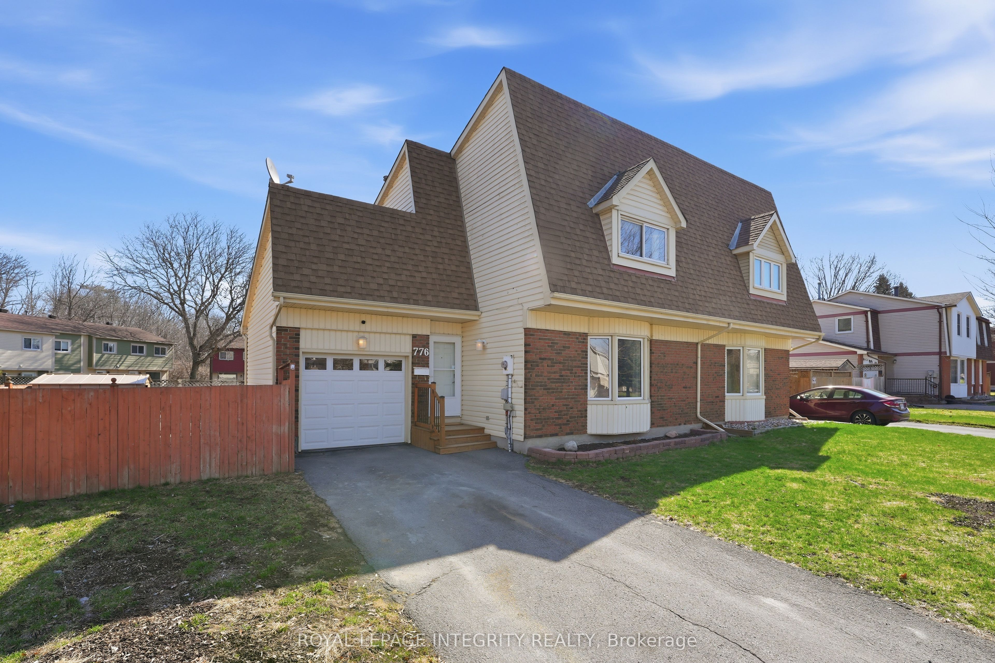776 Vinette Crescent, Orleans - Cumberland and Area, ON K1E 1W9 photo 4