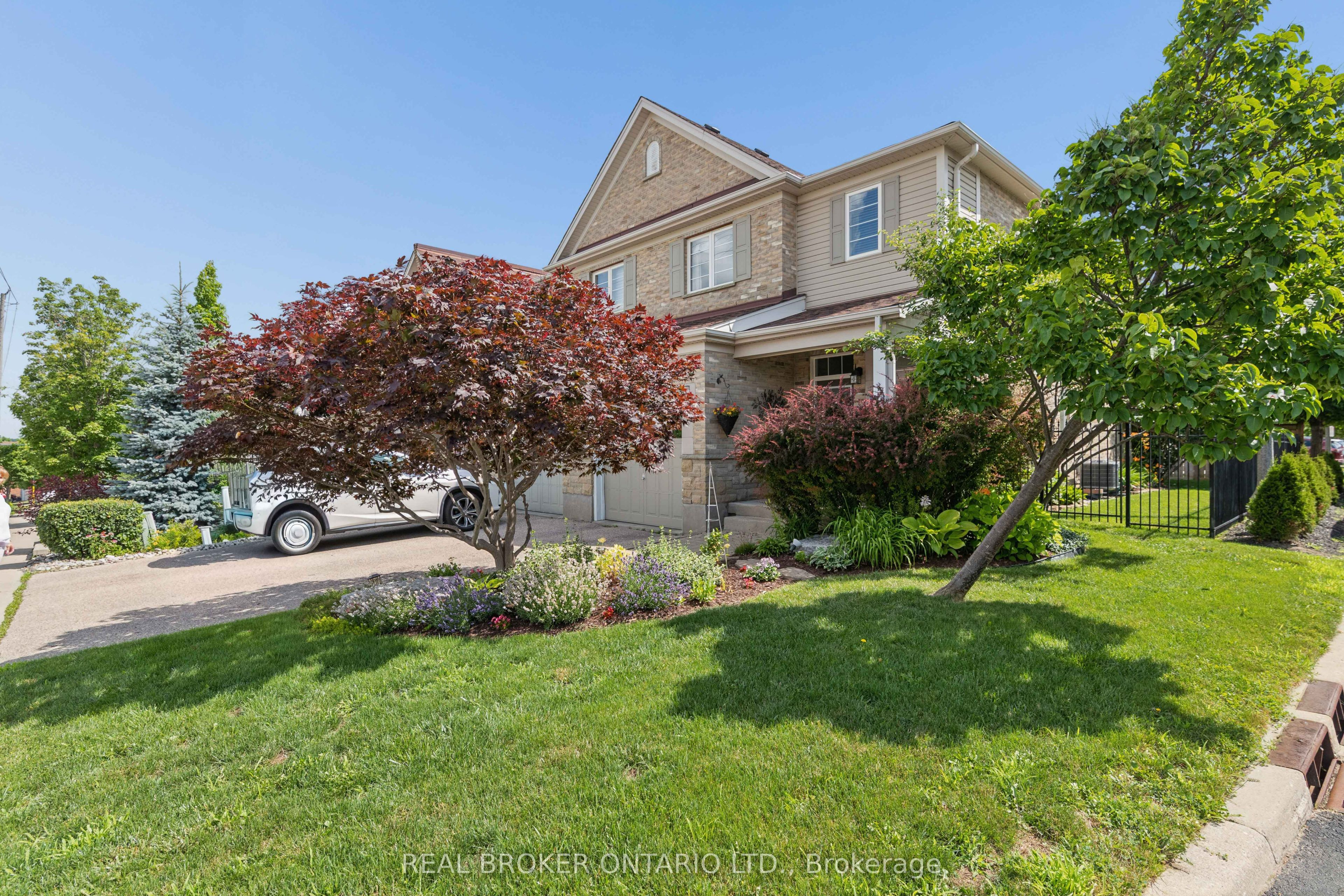 30 Doon Mills Drive, Kitchener, ON N2P 2W9