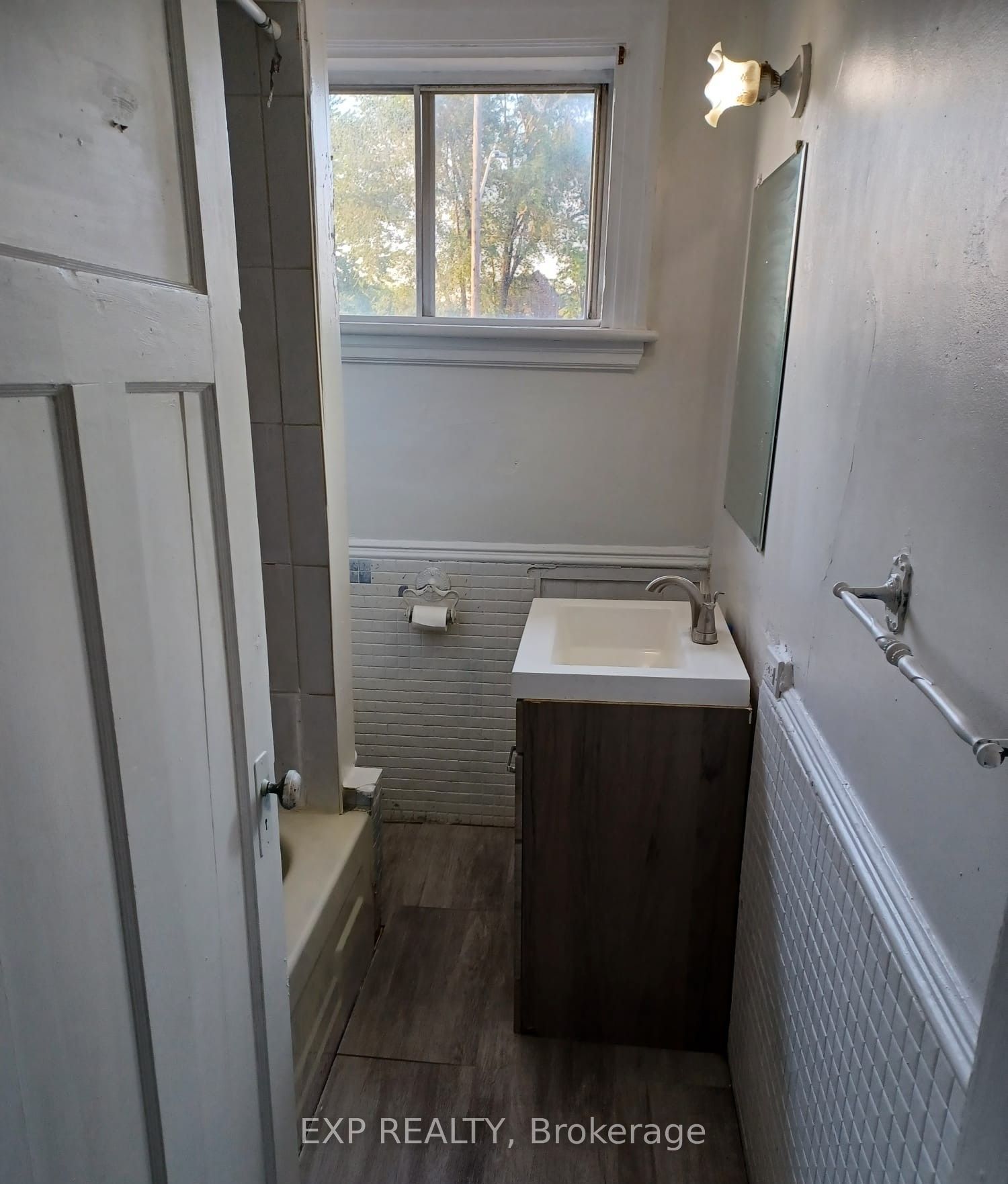 47 Nightingale Street, Hamilton, ON L8L 1R7 photo 3