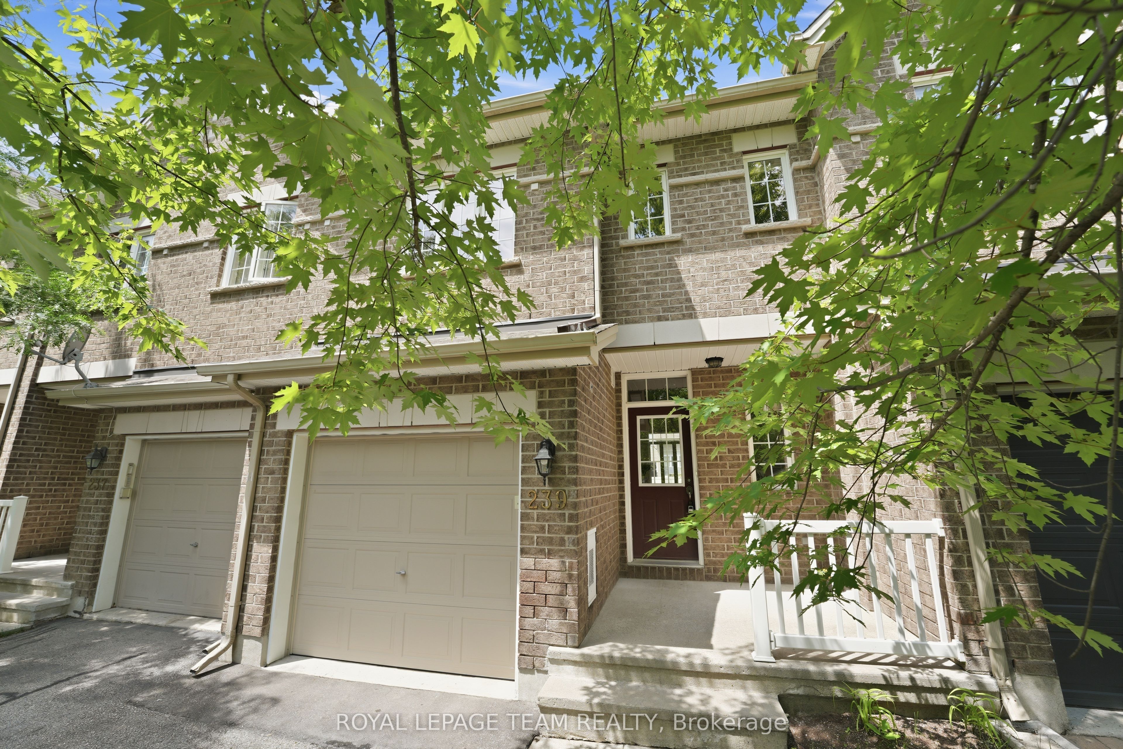 239 Tandalee Crescent, Kanata, ON K2M 0A2