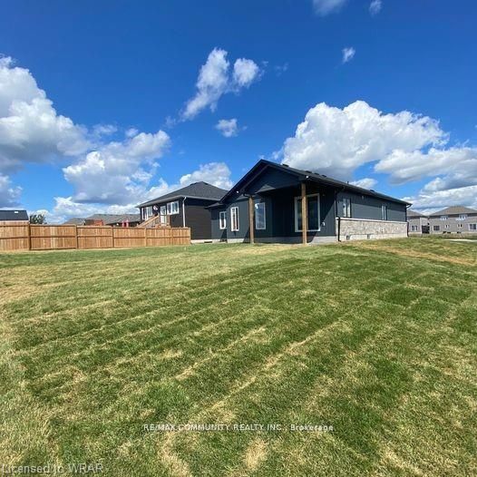 52 Potter Drive, Loyalist, ON K0H 2H0 photo 2