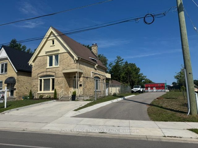 606 Central Avenue, London East, ON N6B 2G4