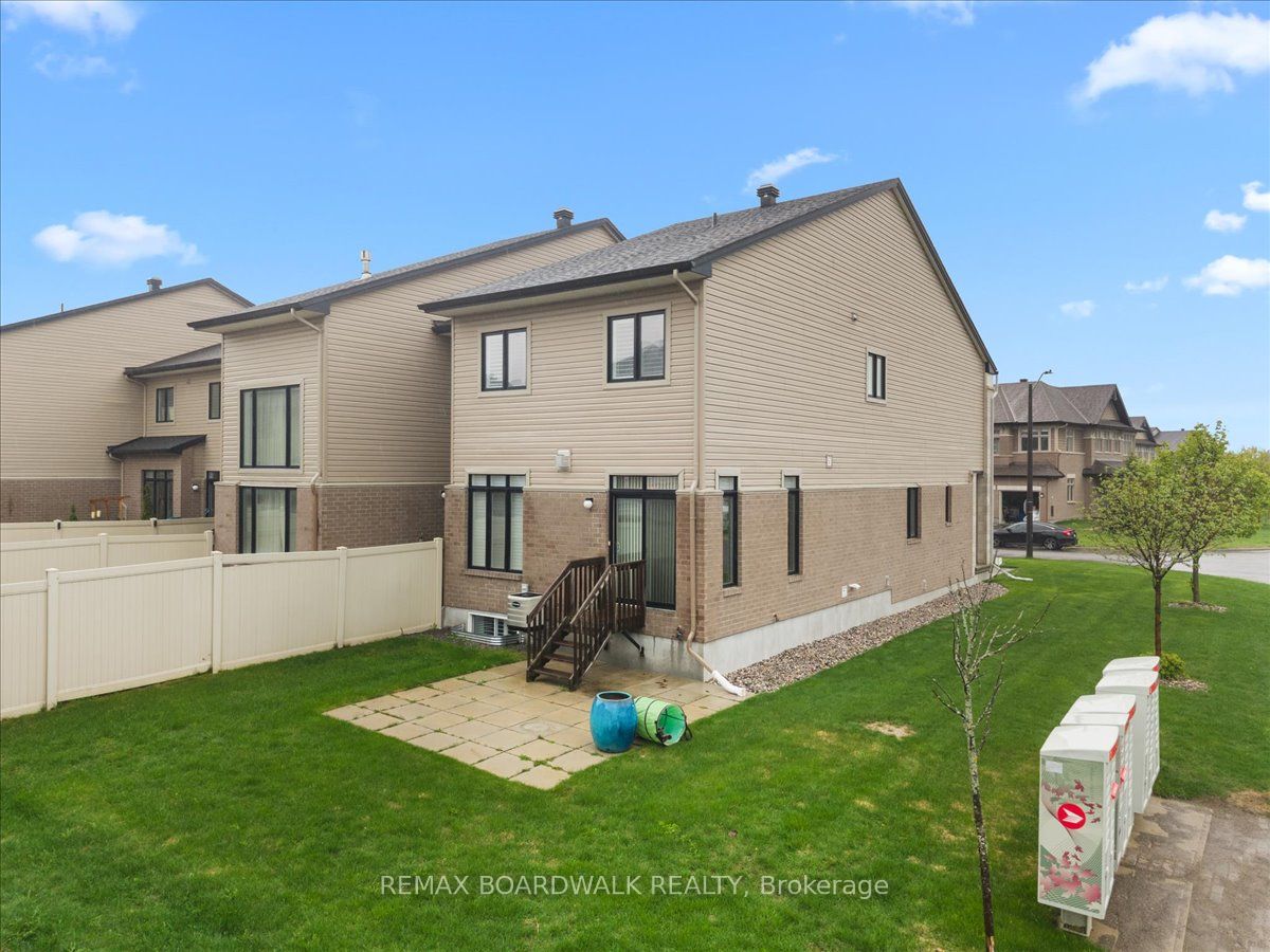 638 GUERNSEY Place, Blossom Park - Airport and Area, ON K4M 0E2 photo 4