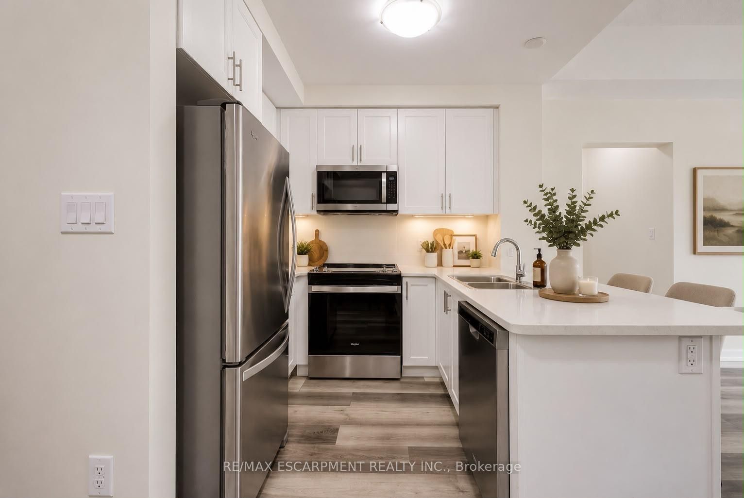 450 Dundas Street E 110, Hamilton, ON L8B 0L7 photo 4