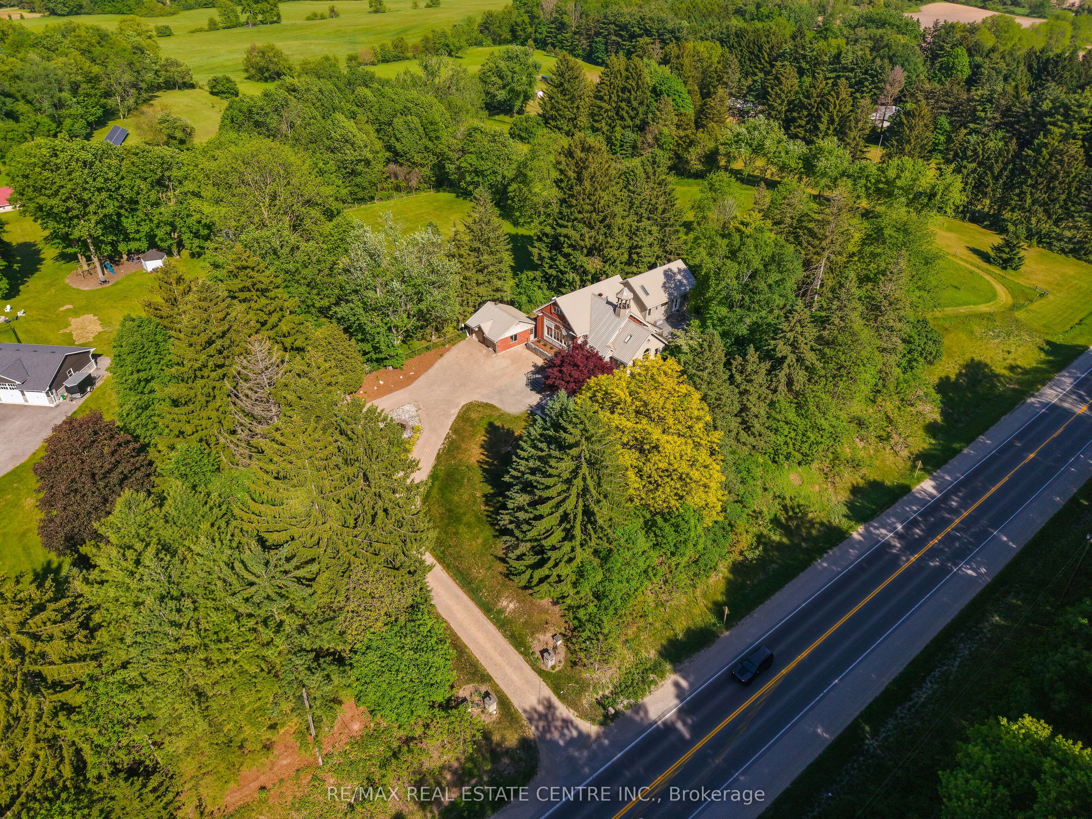 1560 Elgin Road, Thames Centre, ON N0L 1G6 photo 5