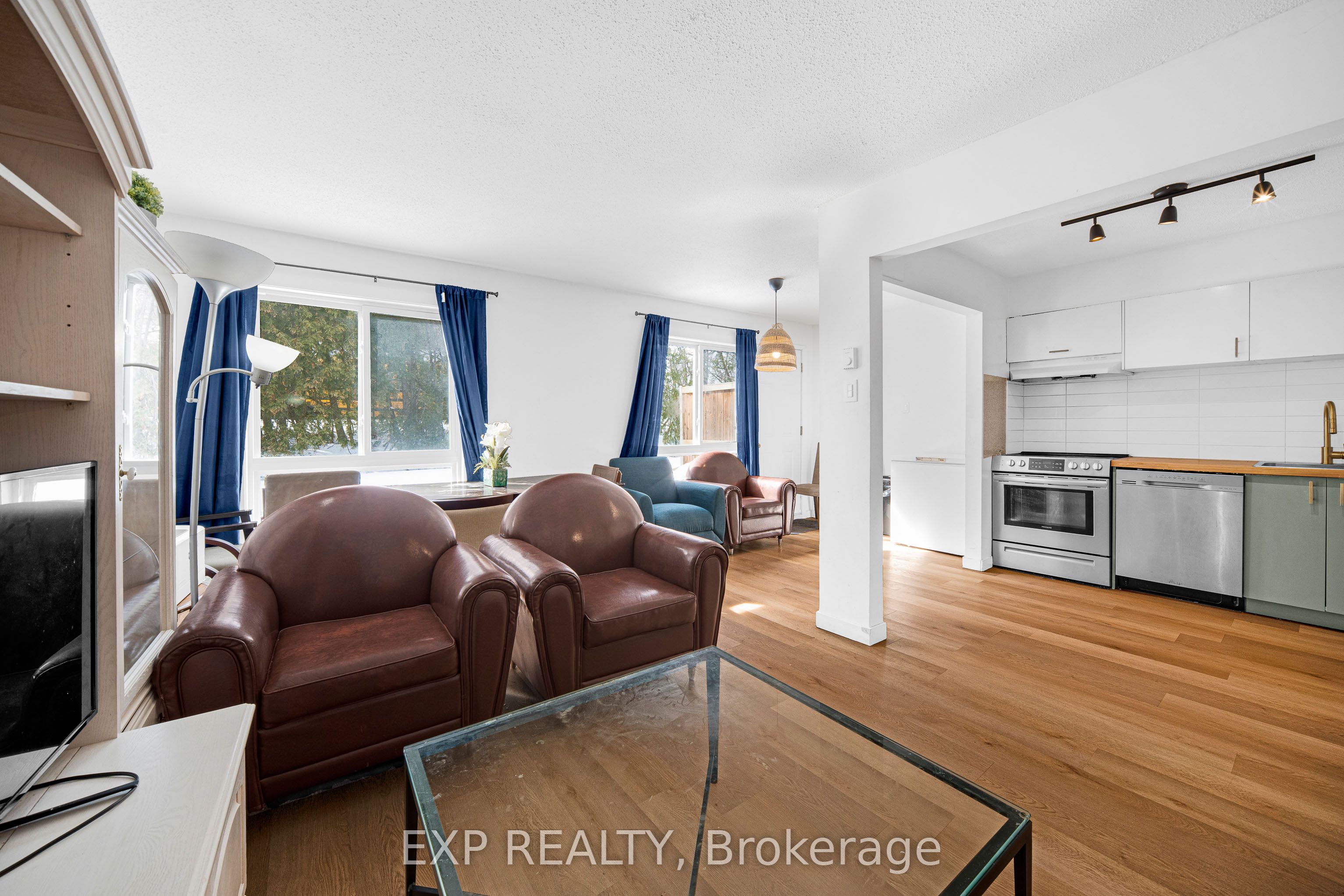 2080 Ogilvie Road 11K, Beacon Hill North - South and Area, ON K1J 7N8 photo 4