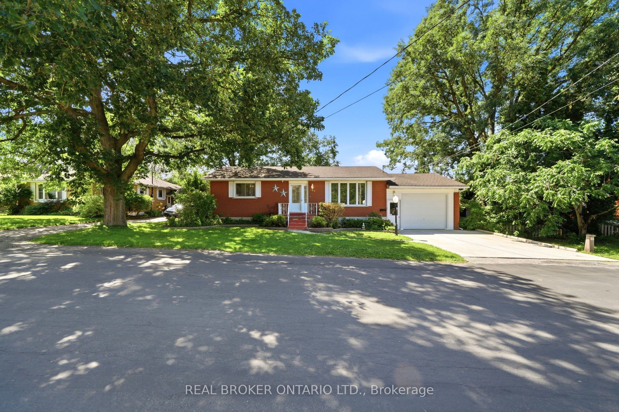 389 7th Street, Hanover, ON N4N 1H3