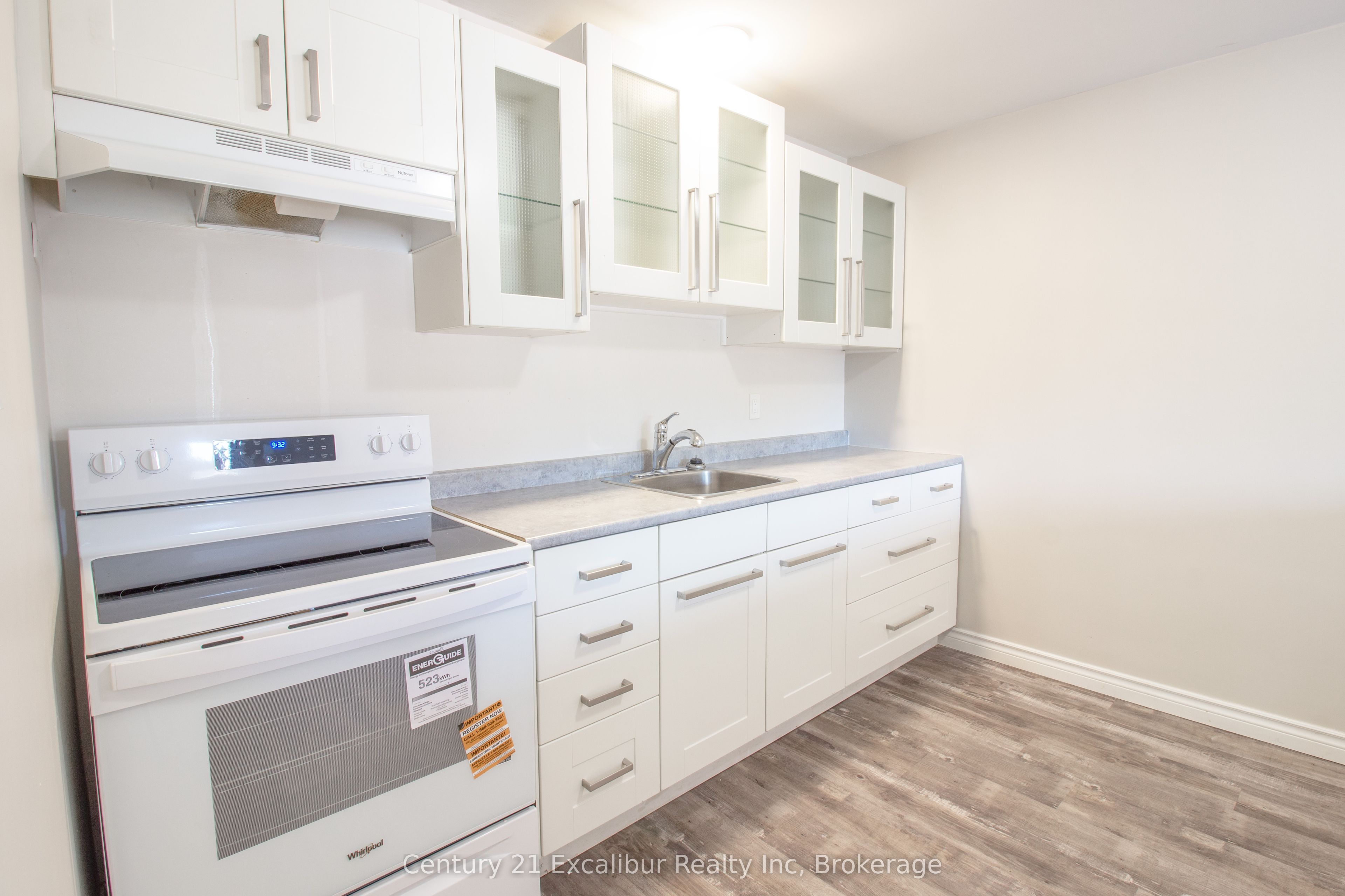 320 Queen Street E 16, Centre Wellington, ON N1M 1T4 photo 4