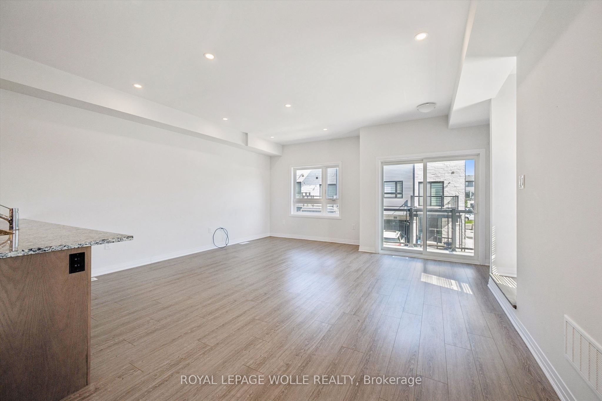 51 Sparrow Avenue 37, Cambridge, ON N1T 0E5 photo 5