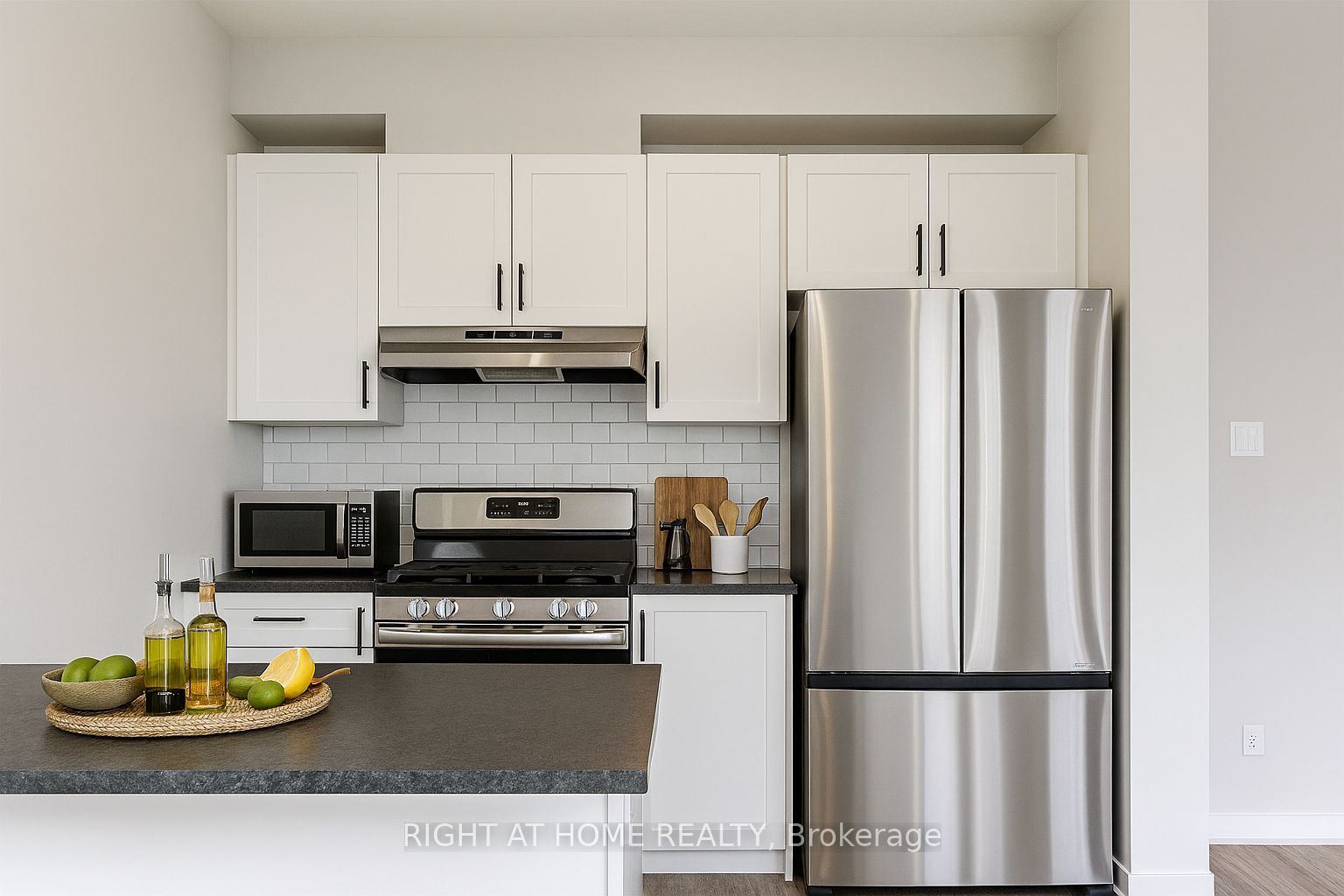 716 HAFLINGER Row, Stittsville - Munster - Richmond, ON K0A 2Z0 photo 2