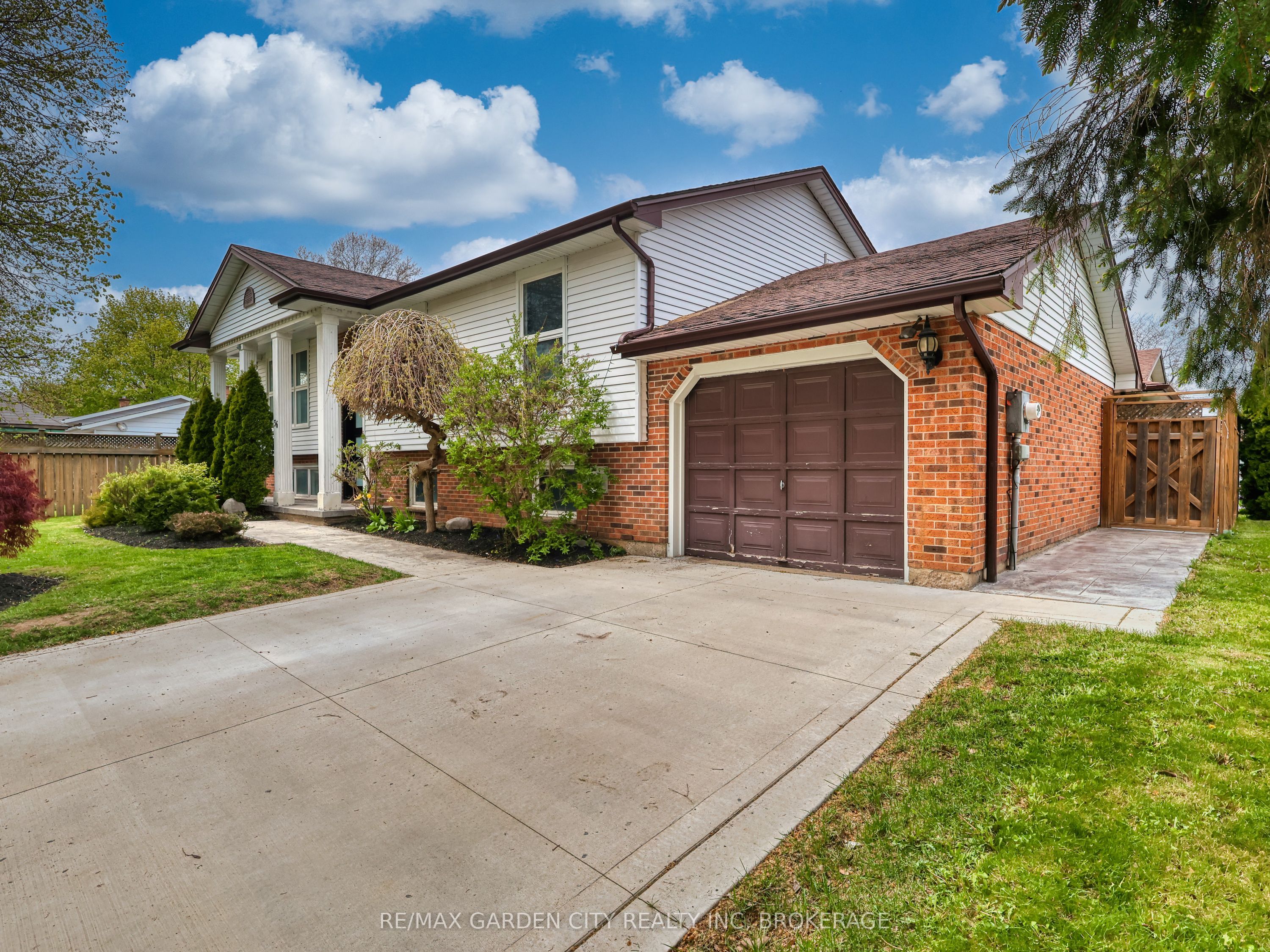 36 Rochelle Drive, St. Catharines, ON L2M 6Y9 photo 3