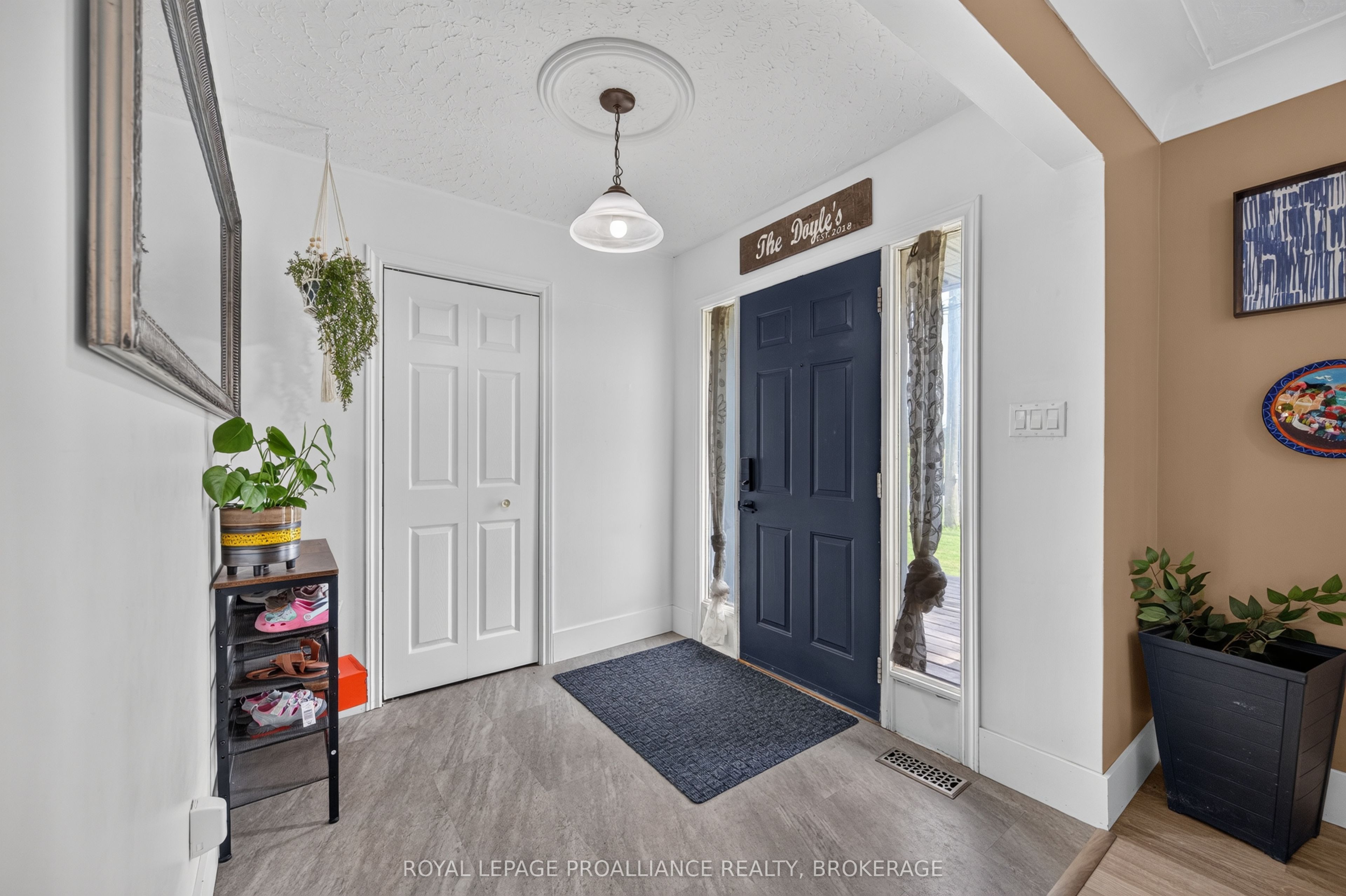 112 County Road 8, Greater Napanee, ON K7R 3C7 photo 5