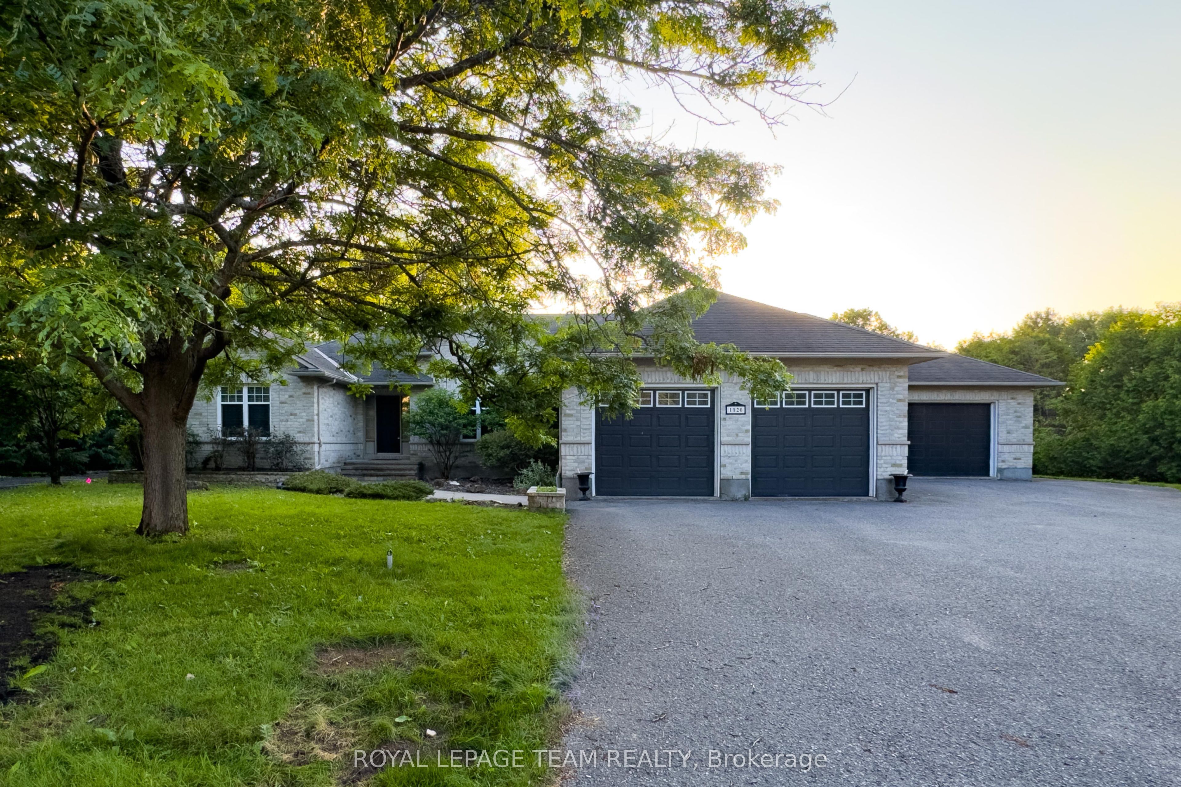 1120 Lena Avenue, Manotick - Kars - Rideau Twp and Area, ON K4M 1G2 photo 2