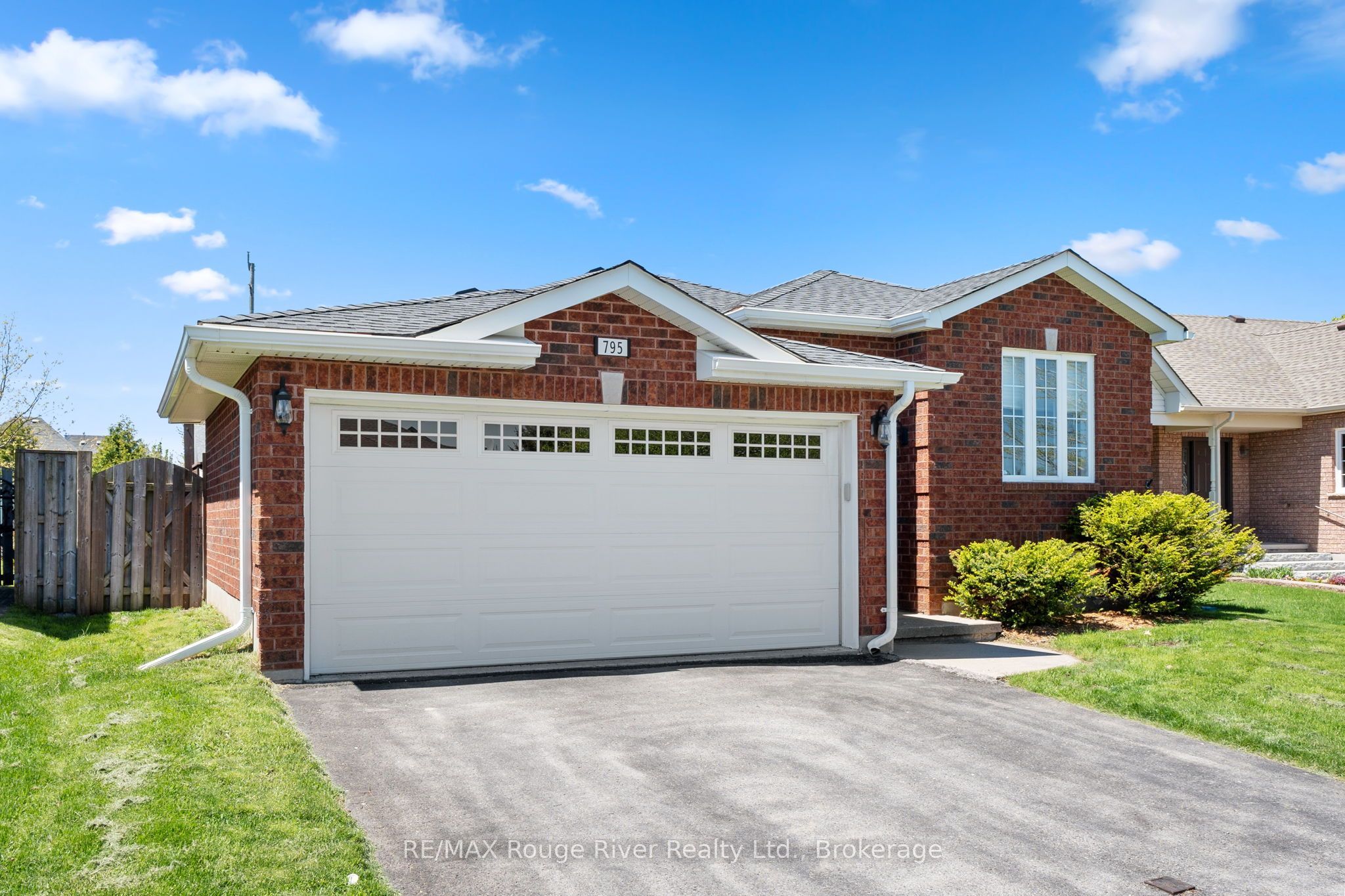 795 Munson Crescent, Cobourg, ON K9A 5N9 photo 2