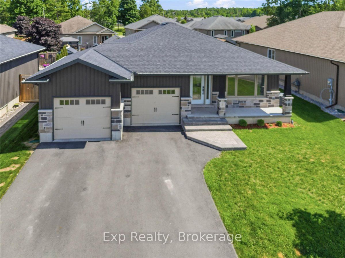 5 Sylvan Street, Quinte West, ON K8V 0C6 photo 2