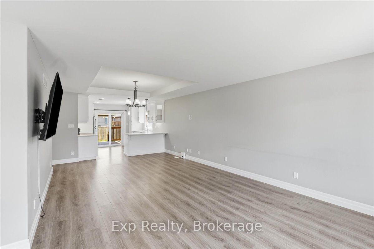 5 Sylvan Street, Quinte West, ON K8V 0C6 photo 5