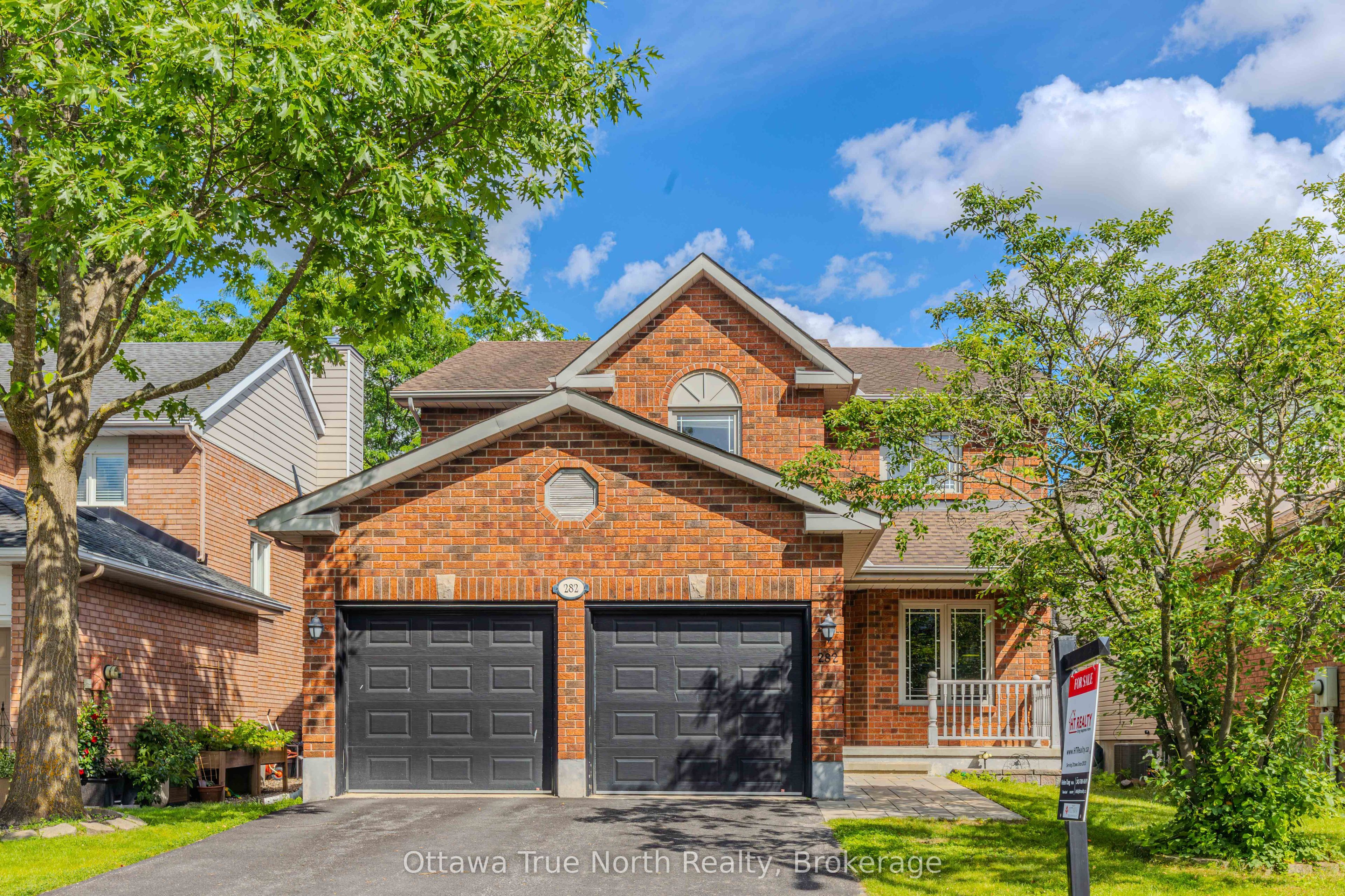 282 Knudson Drive, Kanata, ON K2K 2N8