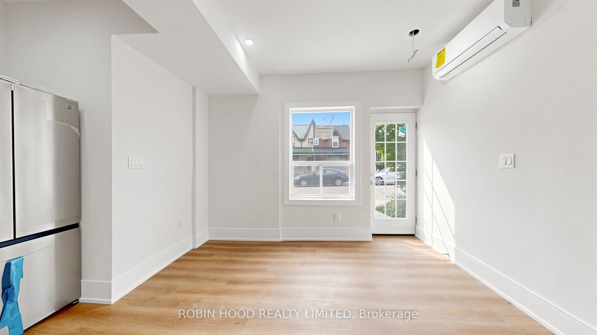 82 Ford Street 1, Out of Area, ON M6N 3A1 photo 4