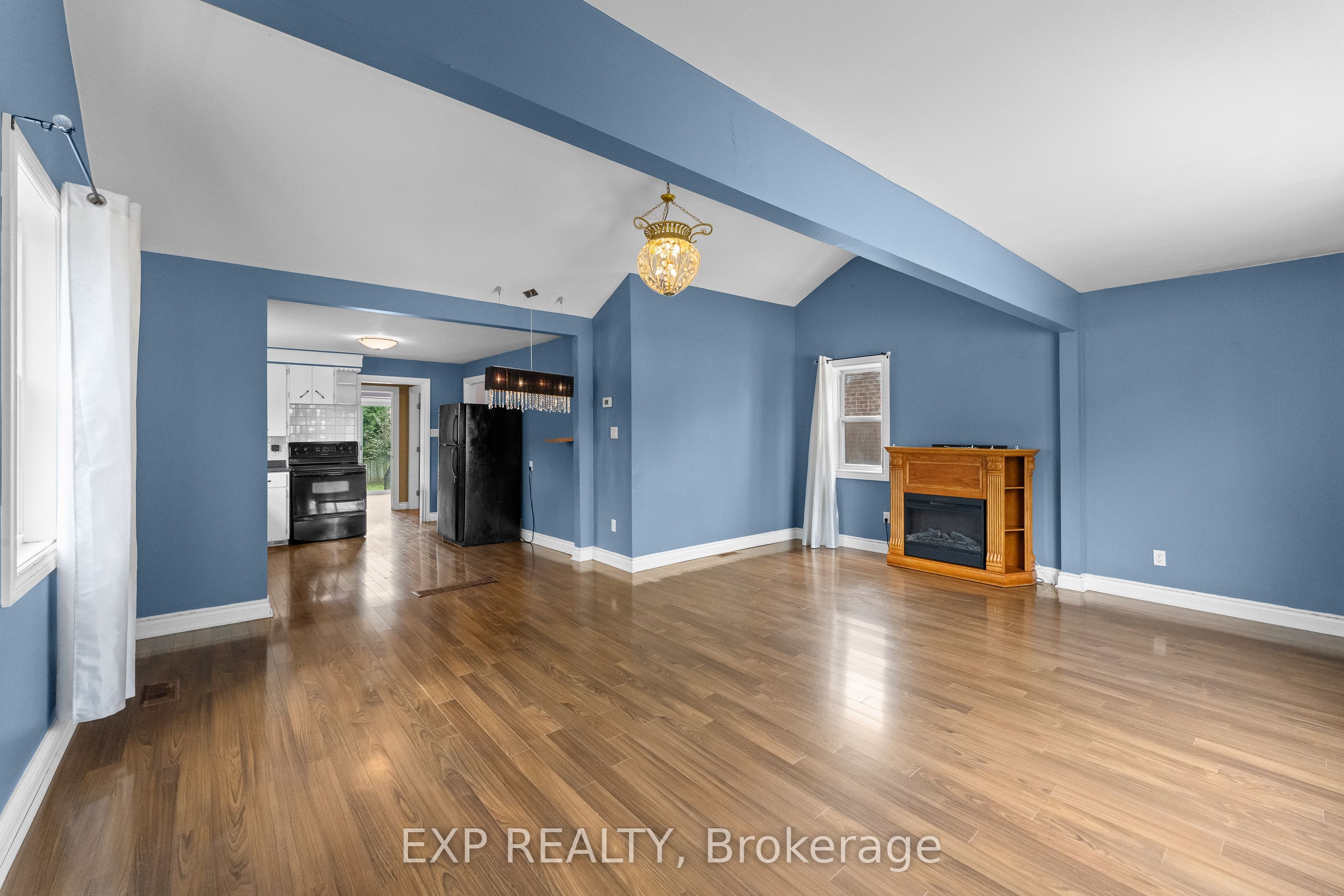 6344 Ash Street, Niagara Falls, ON L2G 2H5 photo 5