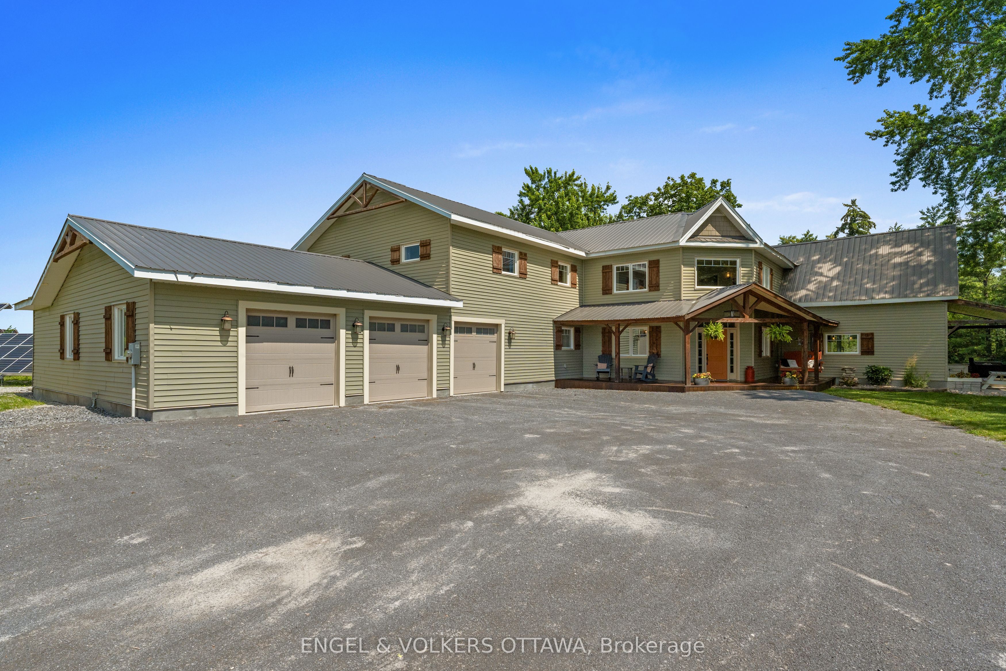 6548 Carp Road, Carp - Dunrobin - Huntley - Fitzroy and Area, ON K0A 2H0 photo 2