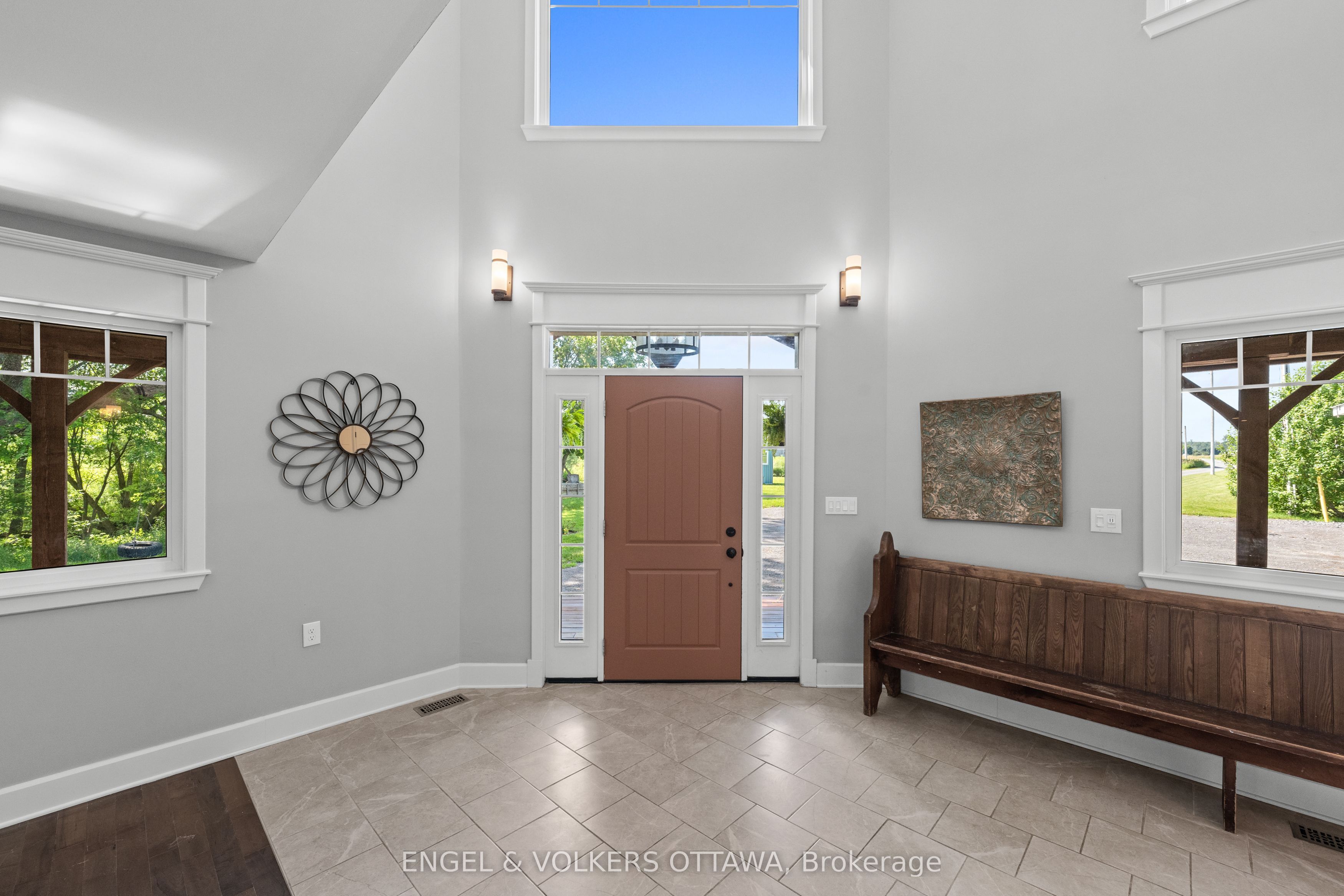 6548 Carp Road, Carp - Dunrobin - Huntley - Fitzroy and Area, ON K0A 2H0 photo 4