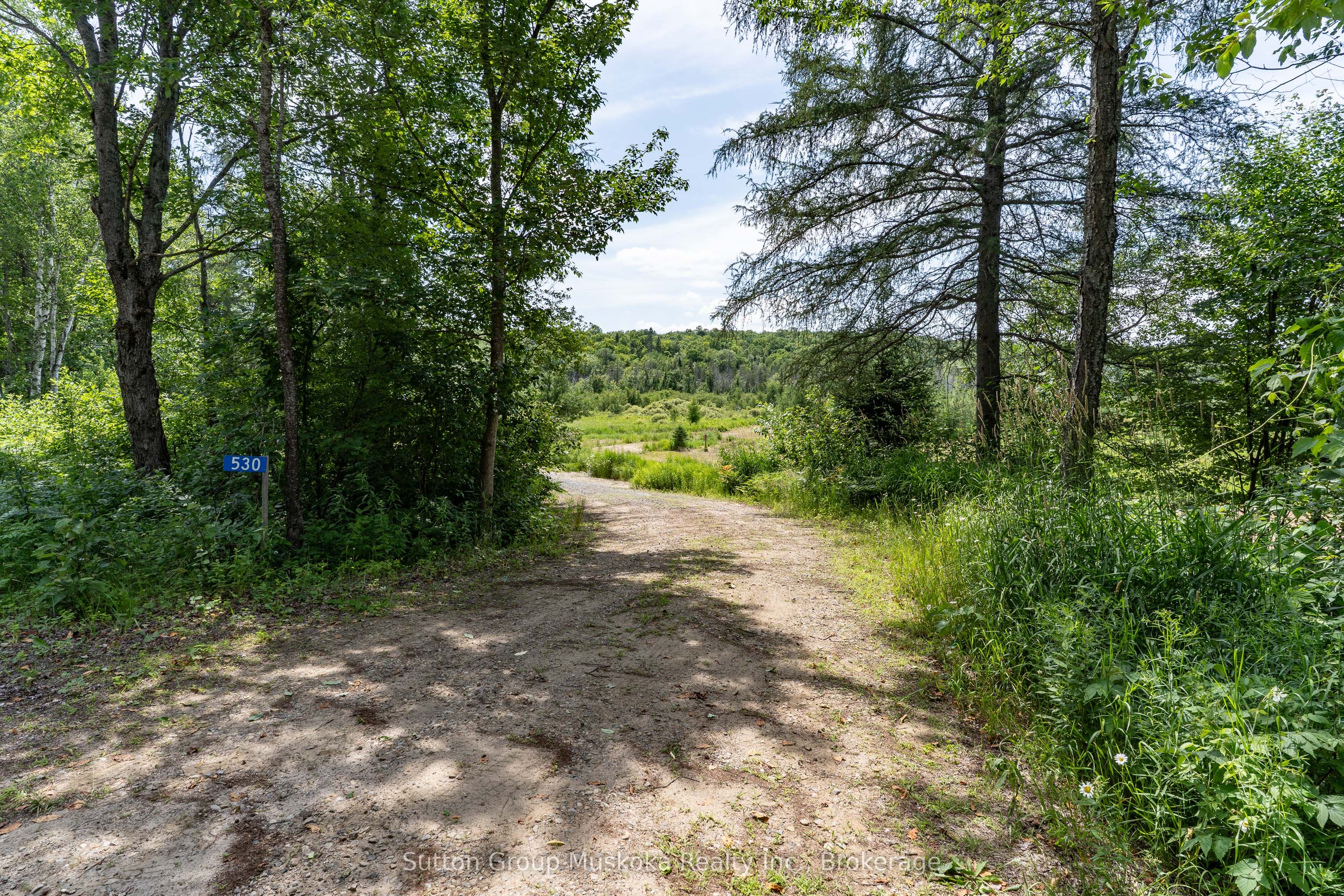 530 Clearwater Lake Road, Huntsville, ON P0B 1L0 photo 2