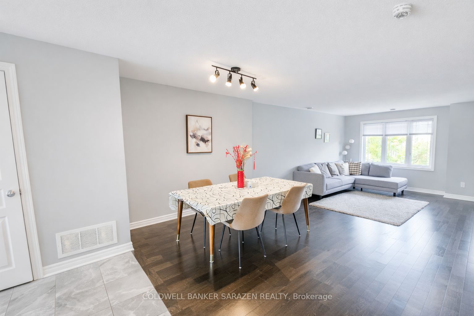 612 Danaca Private, Overbrook - Castleheights and Area, ON K1K 2V7 photo 5