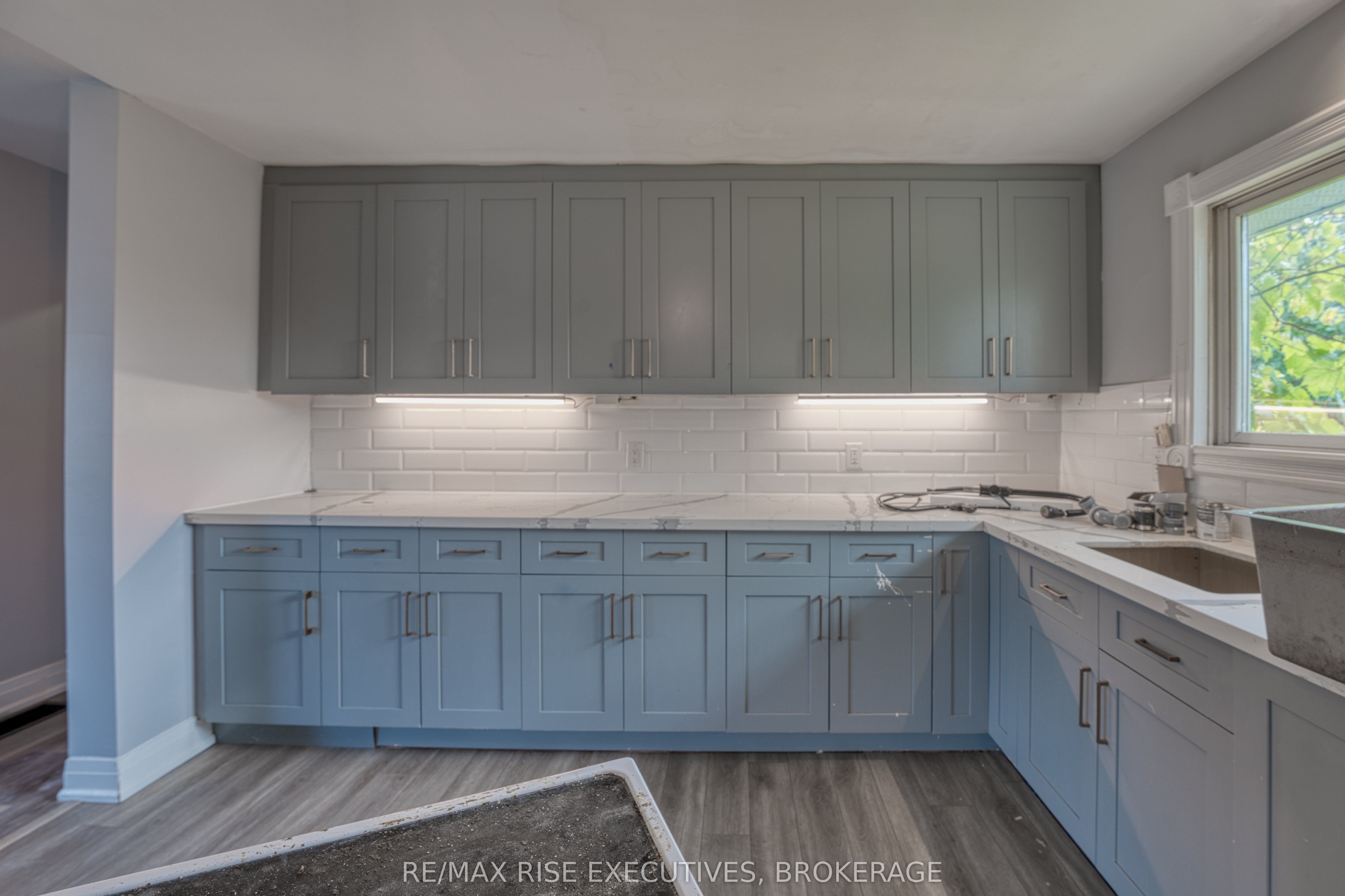 22 Ruskin Street 1, Kingston, ON K7K 2N3 photo 4