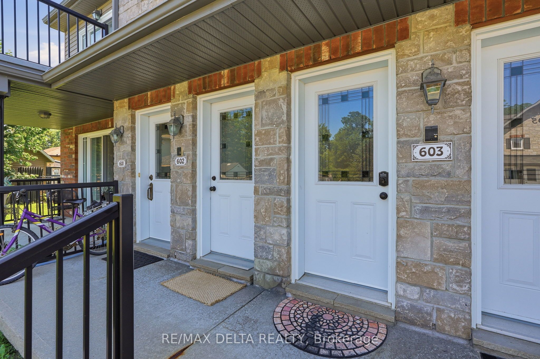 204 Eliot Street 603, Clarence-Rockland, ON K4K 0G4 photo 2