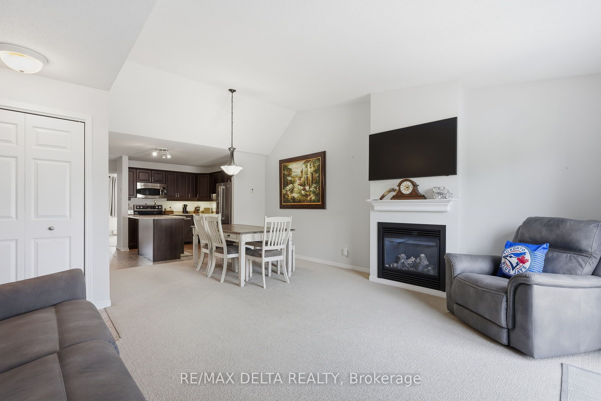 204 Eliot Street 603, Clarence-Rockland, ON K4K 0G4 photo 5