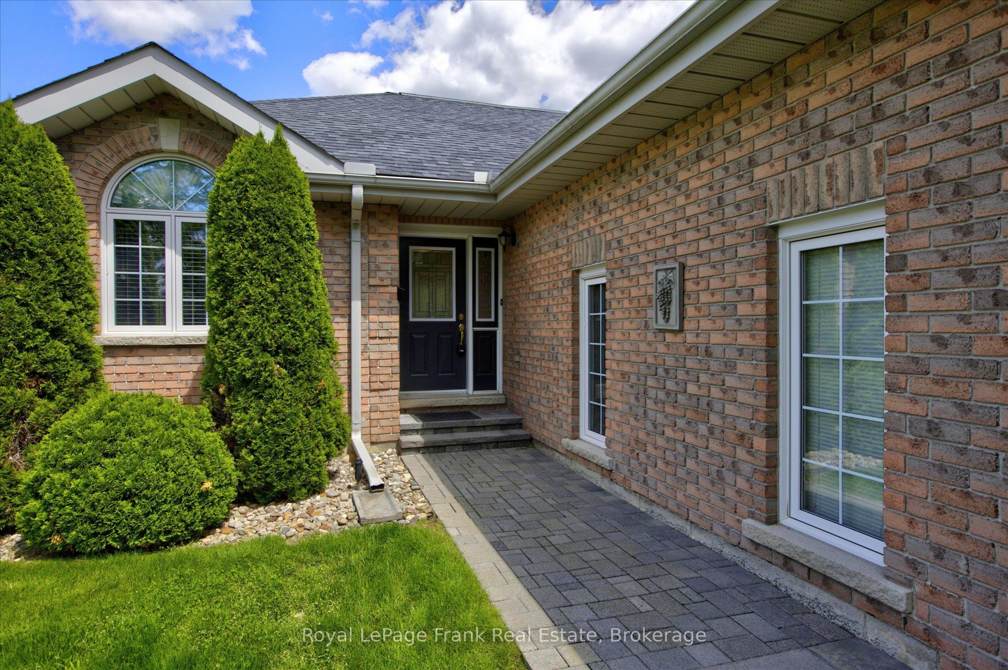 1742 Ravenwood Drive 402, Peterborough, ON K9K 2R5 photo 4