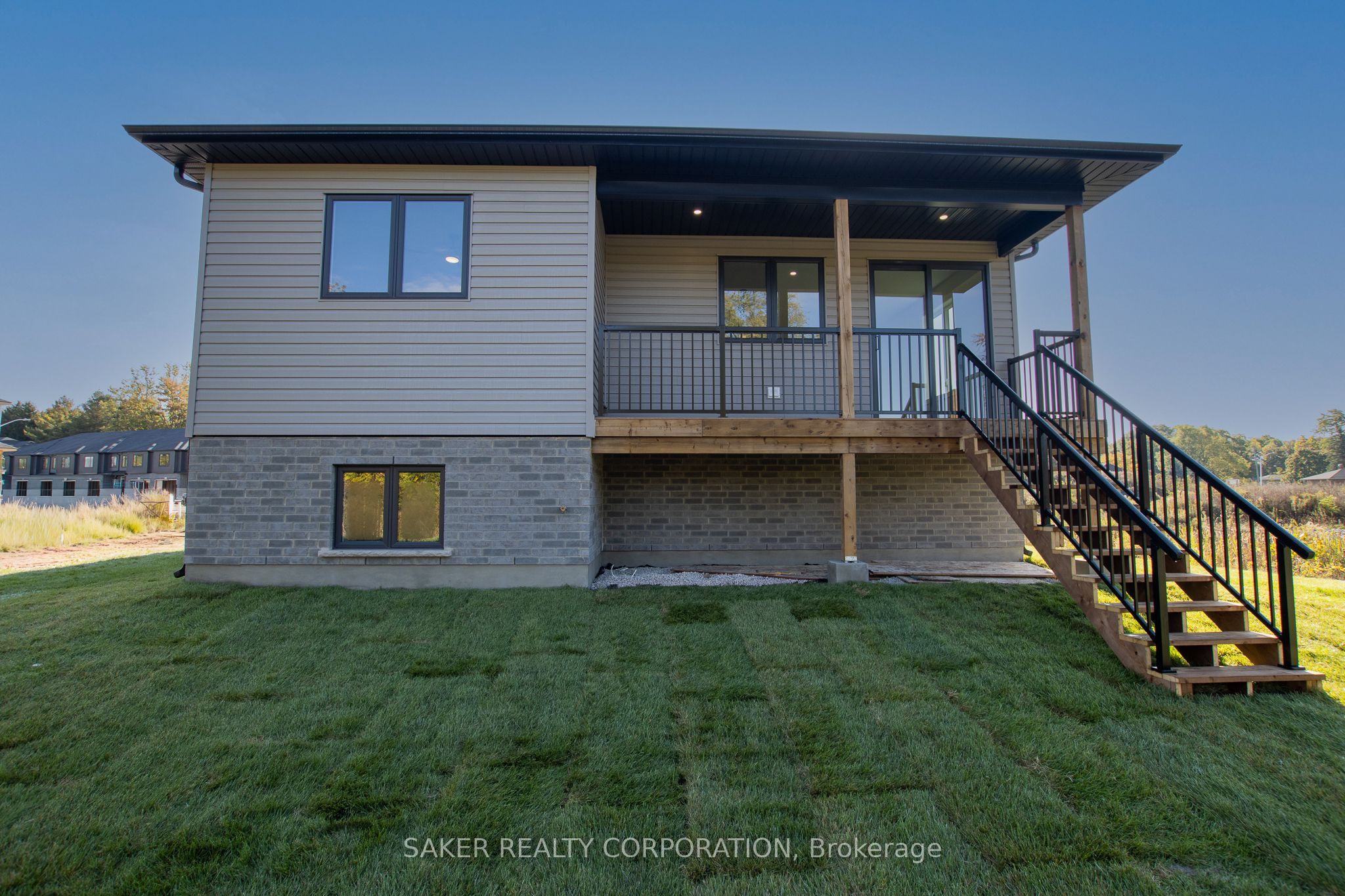 540 REGENT Street, Strathroy-Caradoc, ON N0L 1W0 photo 4