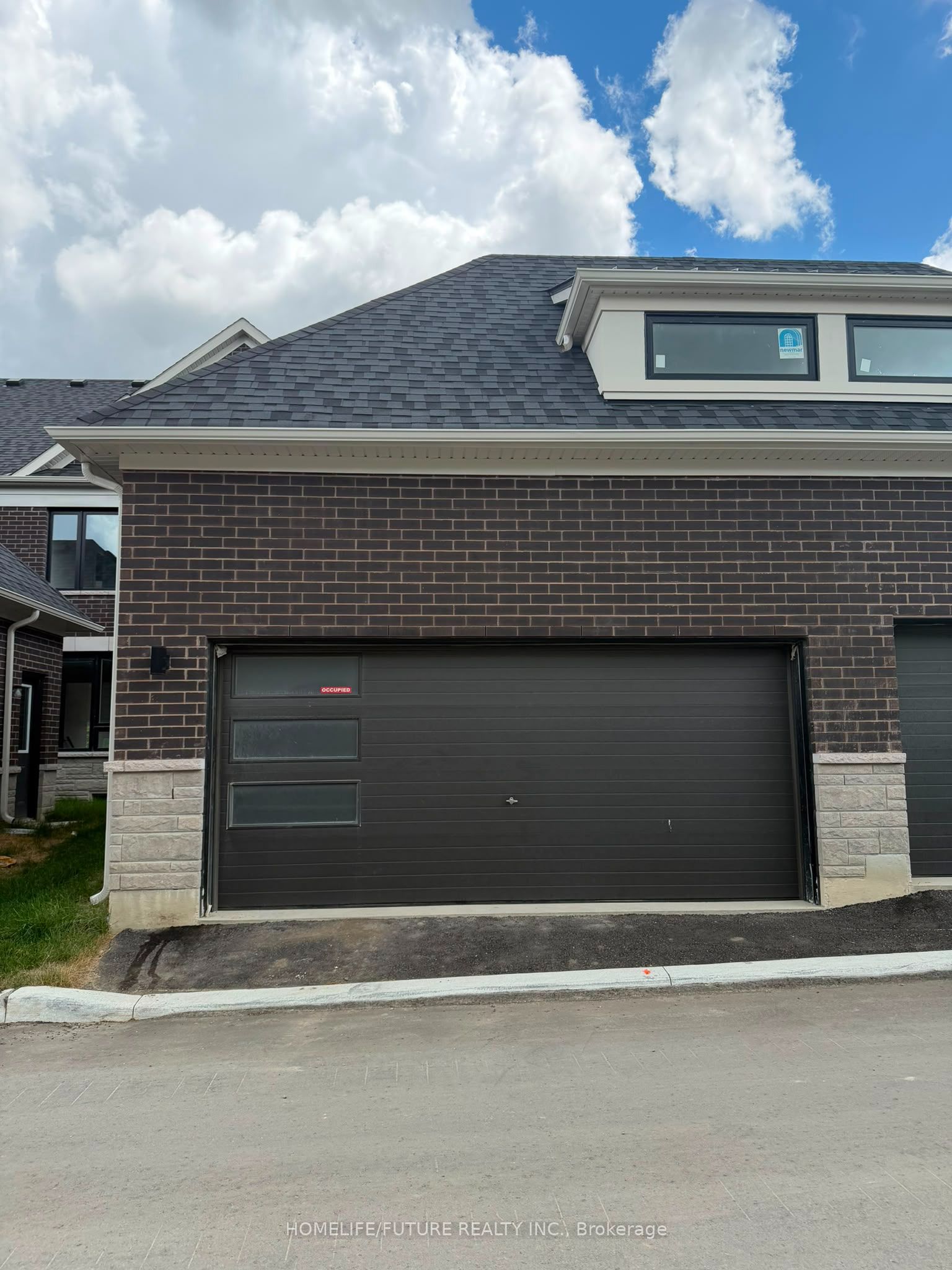 293 Lindsay Street N, Kawartha Lakes, ON K9V 0T4 photo 2