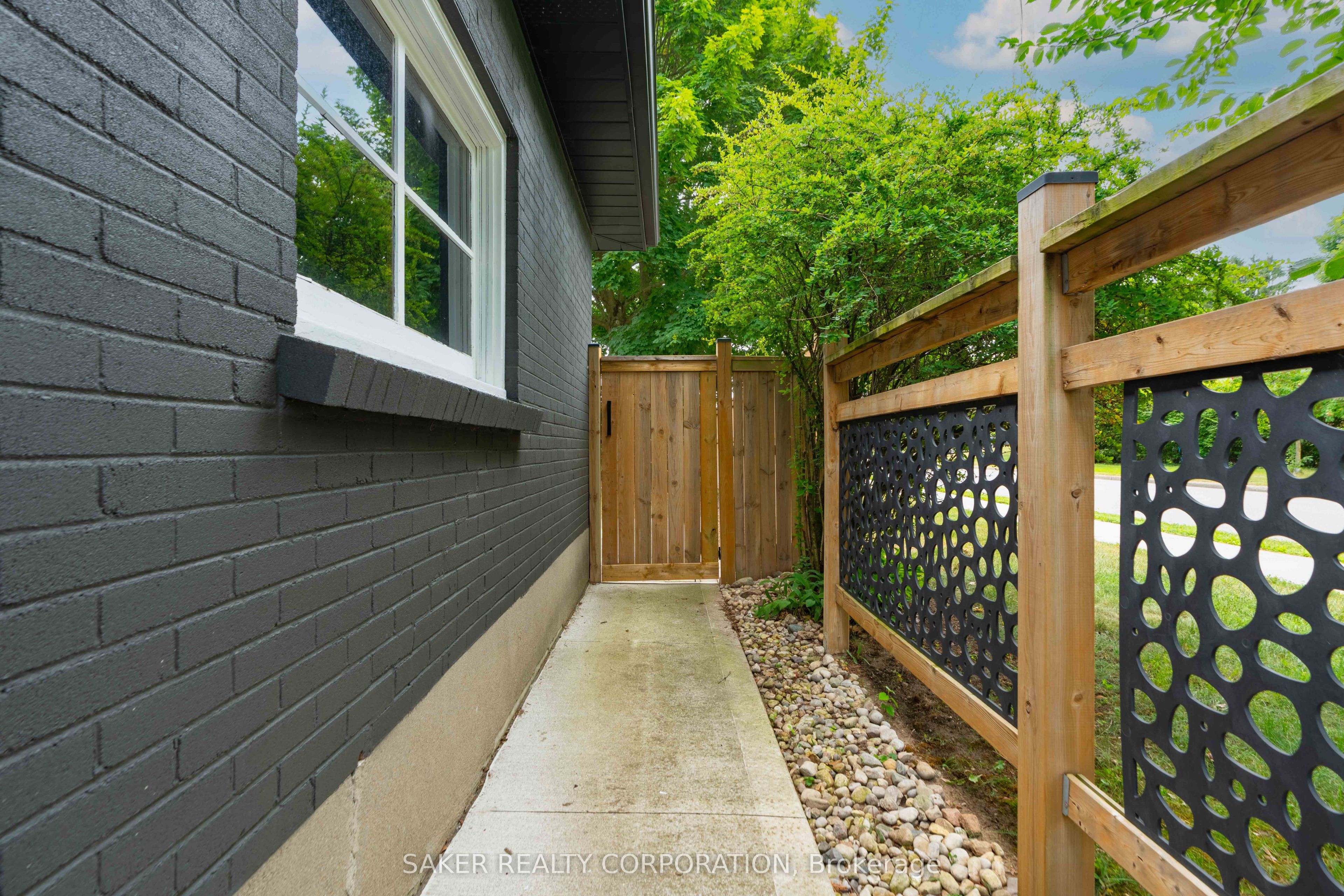 1418 Helena Montague Avenue, London South, ON N6K 1Z2 photo 4