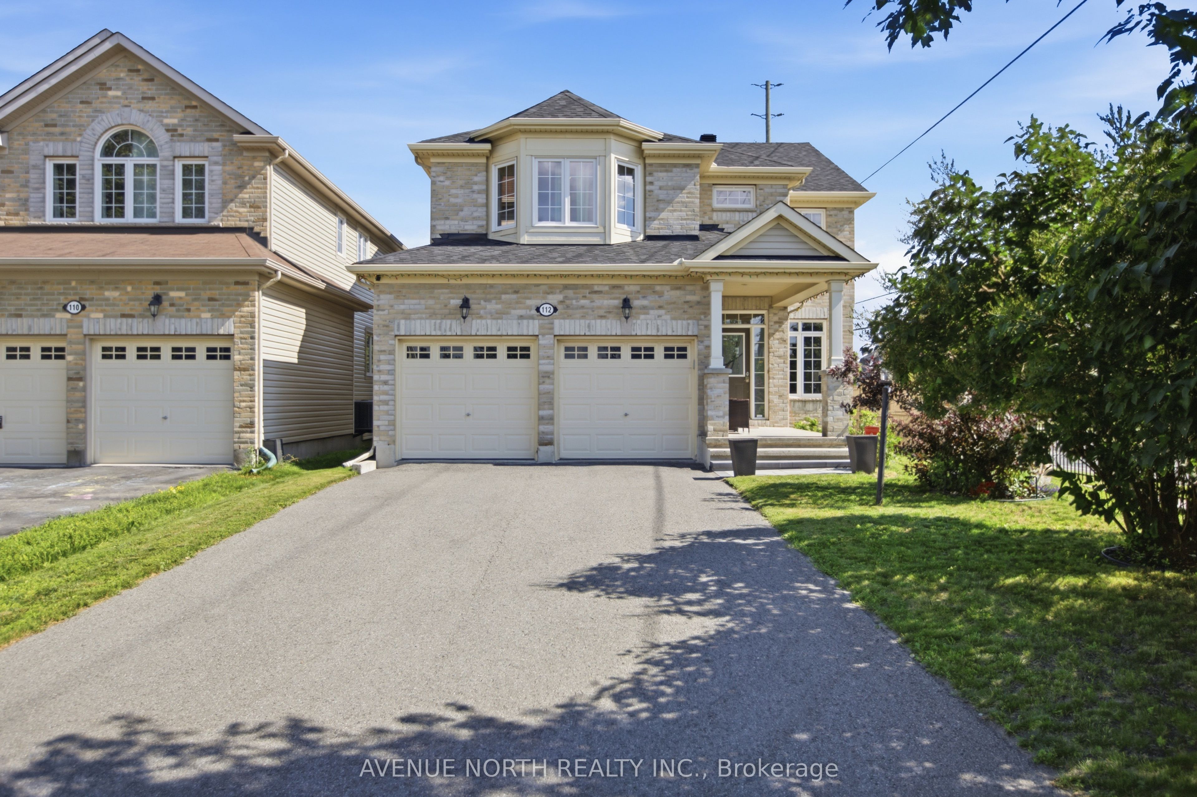 112 Sunita Crescent, Barrhaven, ON K2J 5S5