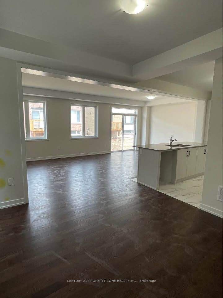 15 Stanley Leitch Drive, Erin, ON N0B 1T0 photo 4