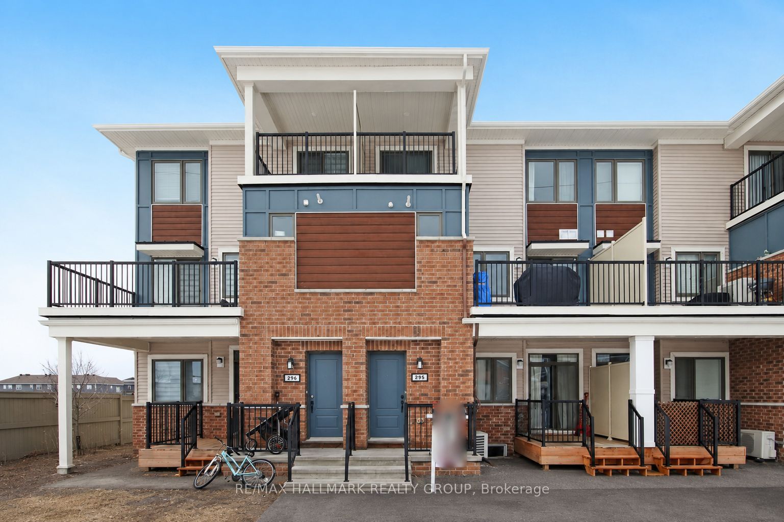 298 Zenith Private, Barrhaven, ON K2J 6N2