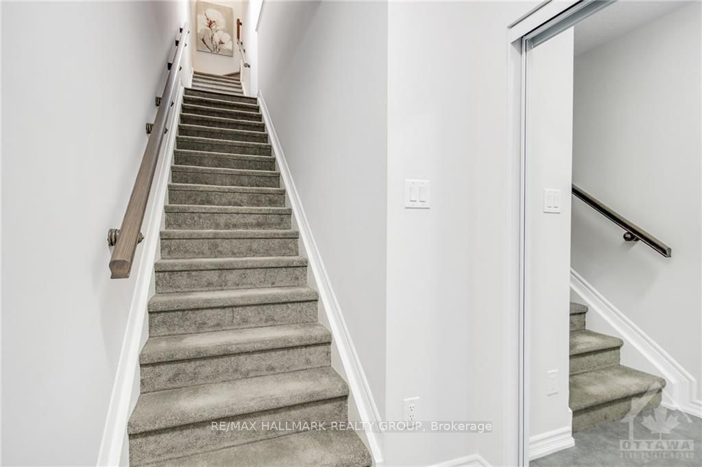 298 Zenith Private, Barrhaven, ON K2J 6N2 photo 2