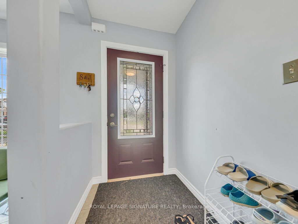 31 Ingram Drive, Guelph, ON N1E 0B1 photo 3